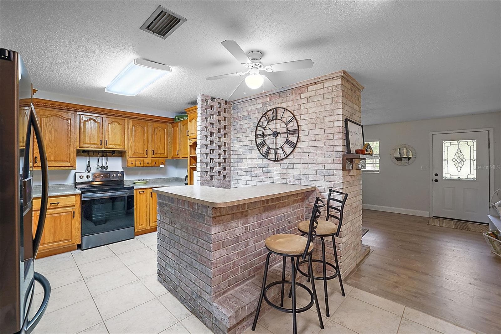 Single Family Residence at 10303 SE SUNSET HARBOR RD, SUMMERFIELD, photo 12 of 31