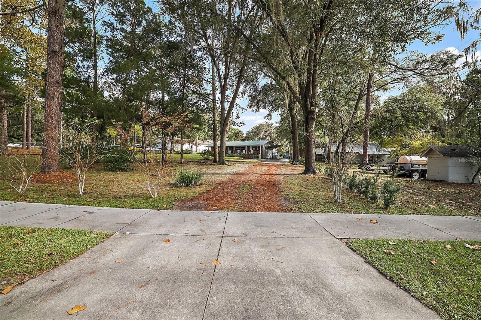 Single Family Residence at 10303 SE SUNSET HARBOR RD, SUMMERFIELD, photo 28 of 31