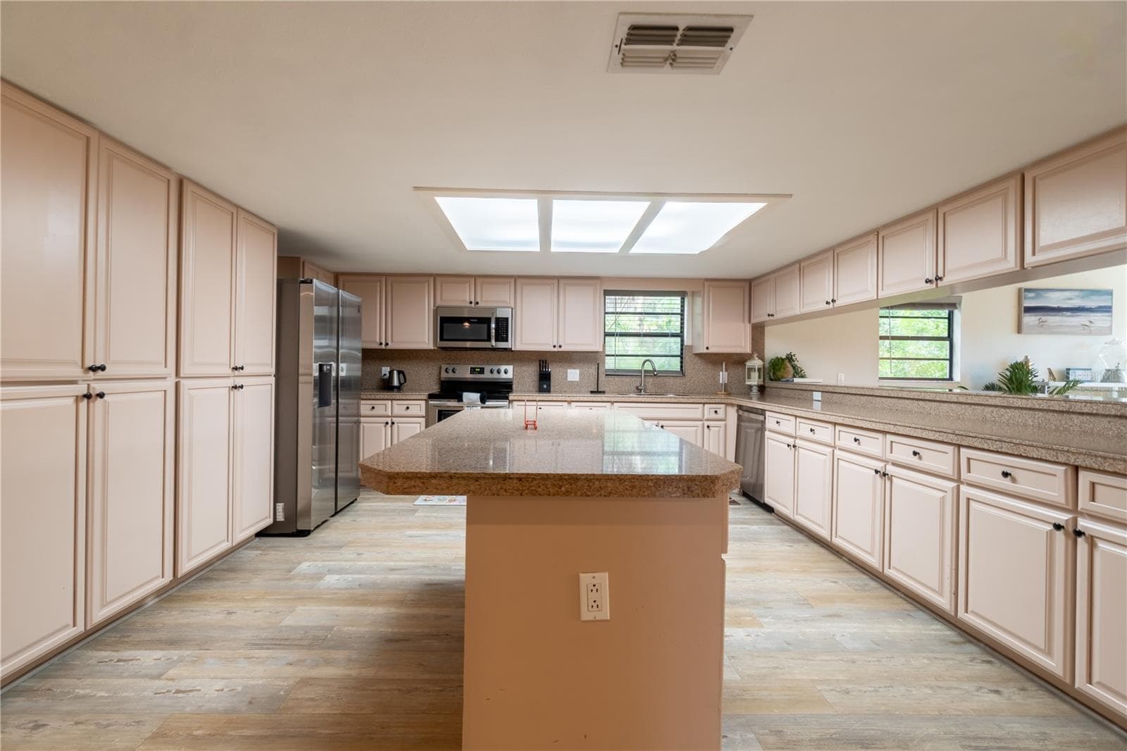 Single Family Residence at 4003 BAYSIDE CT, BRADENTON, photo 22 of 66