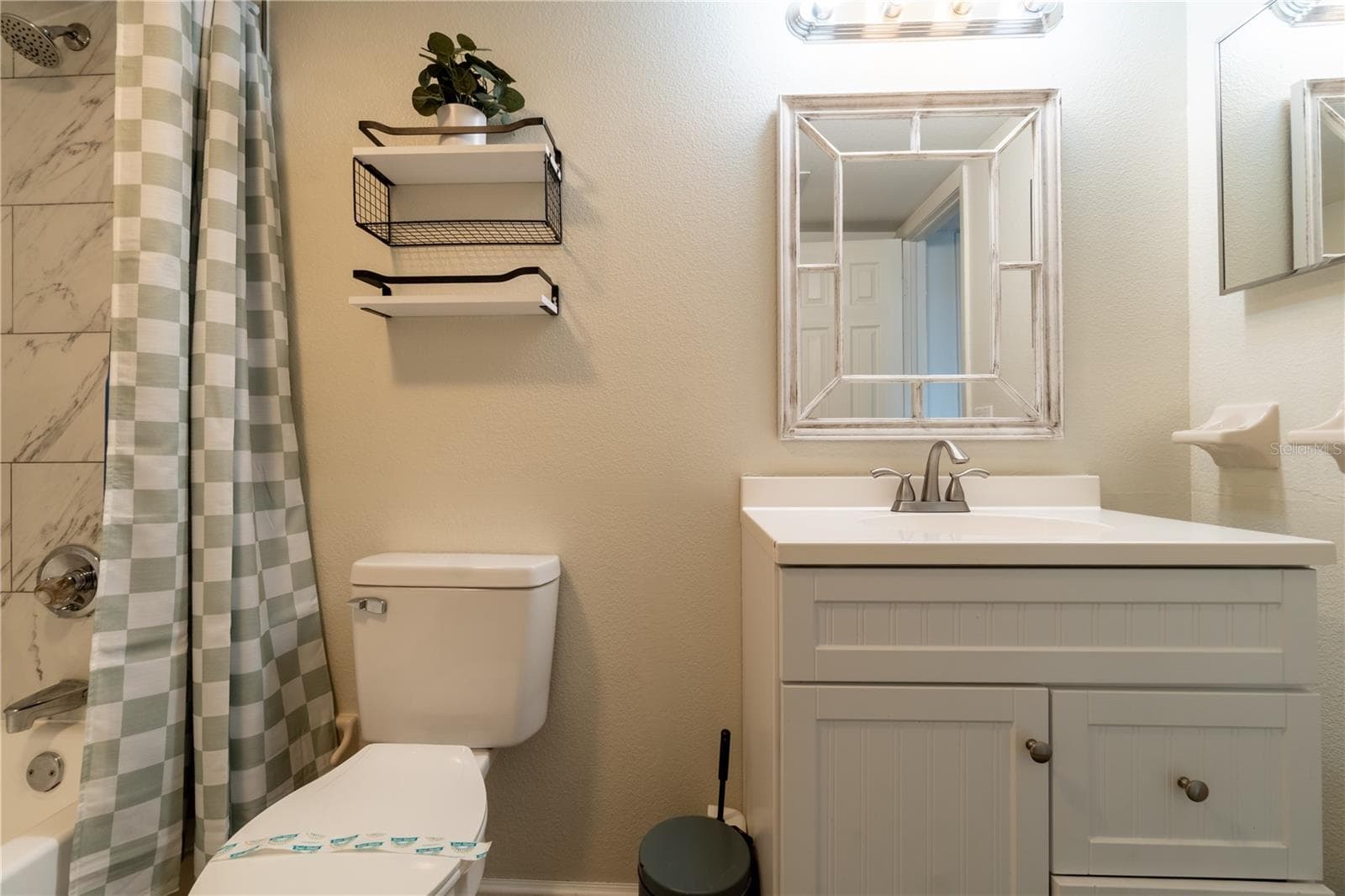 Single Family Residence at 4003 BAYSIDE CT, BRADENTON, photo 42 of 66