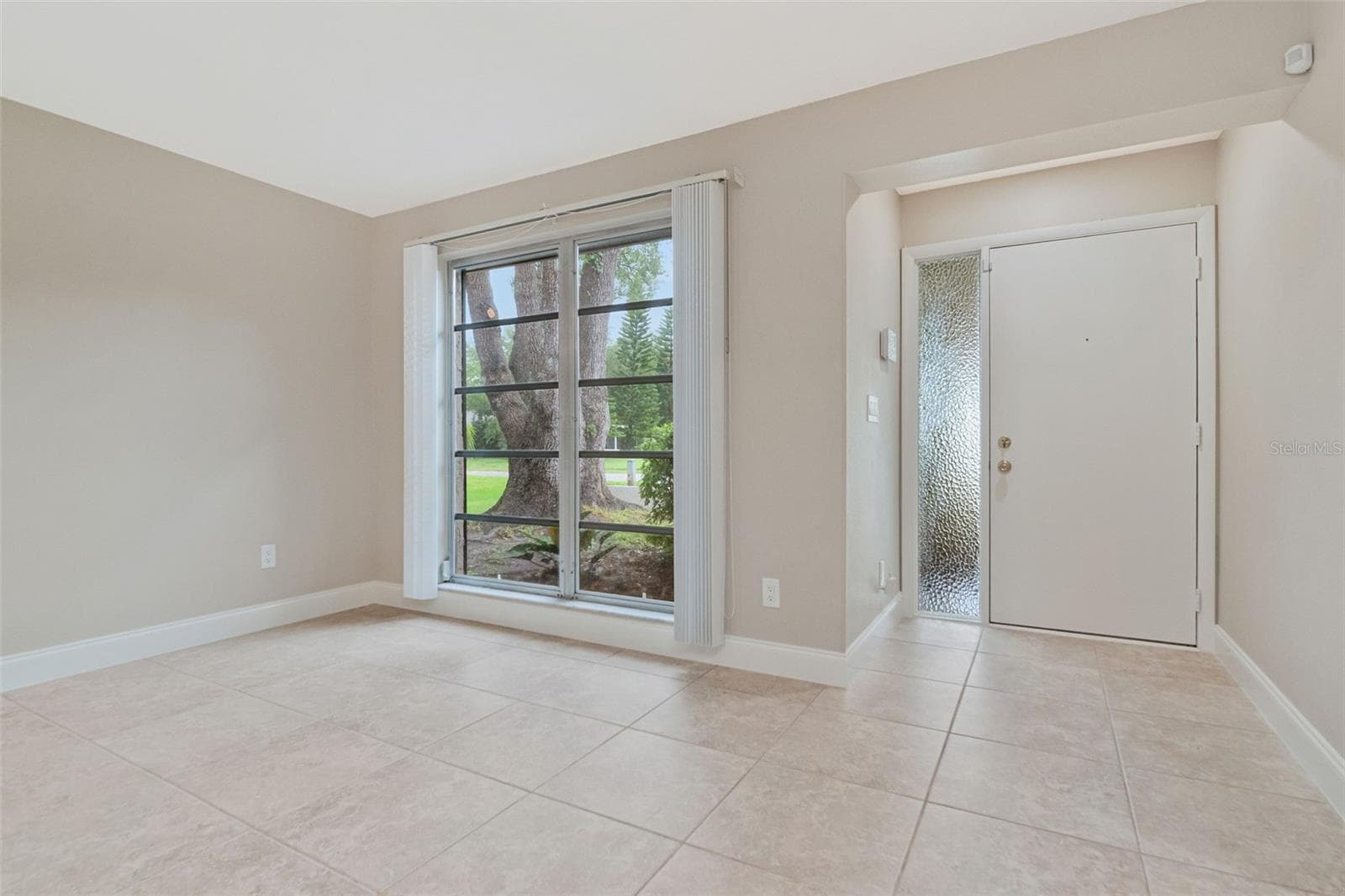 Single Family Residence at 2958 DUNDEE DR, PALM HARBOR, photo 2 of 64