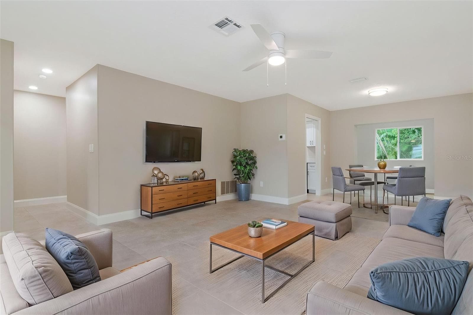 Single Family Residence at 2958 DUNDEE DR, PALM HARBOR, photo 5 of 64