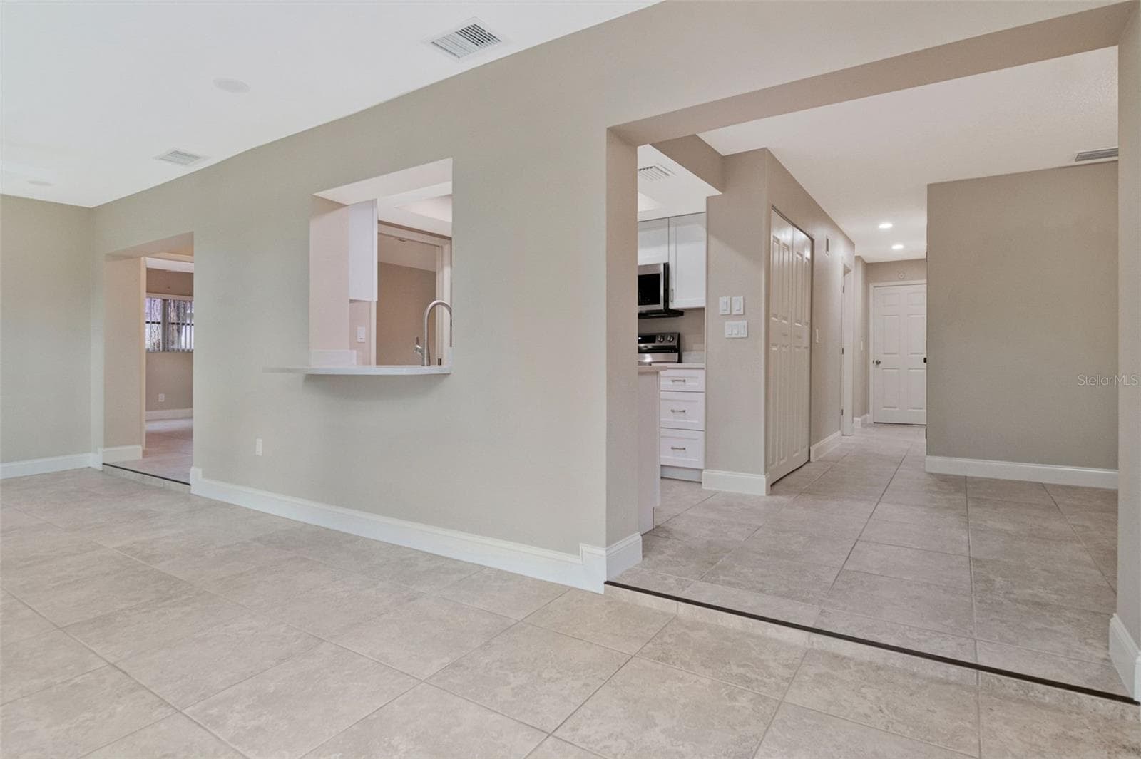 Single Family Residence at 2958 DUNDEE DR, PALM HARBOR, photo 26 of 64