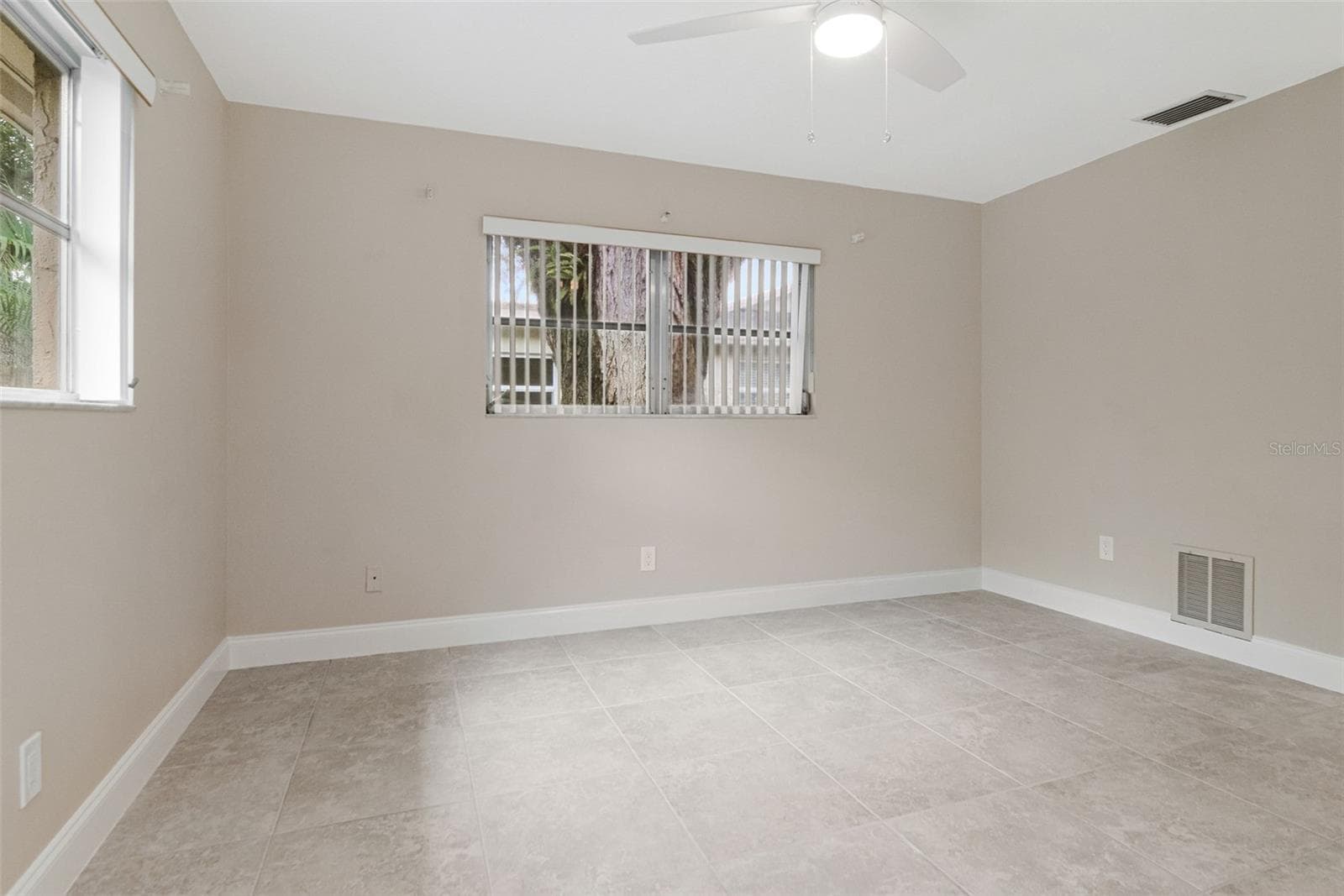 Single Family Residence at 2958 DUNDEE DR, PALM HARBOR, photo 31 of 64