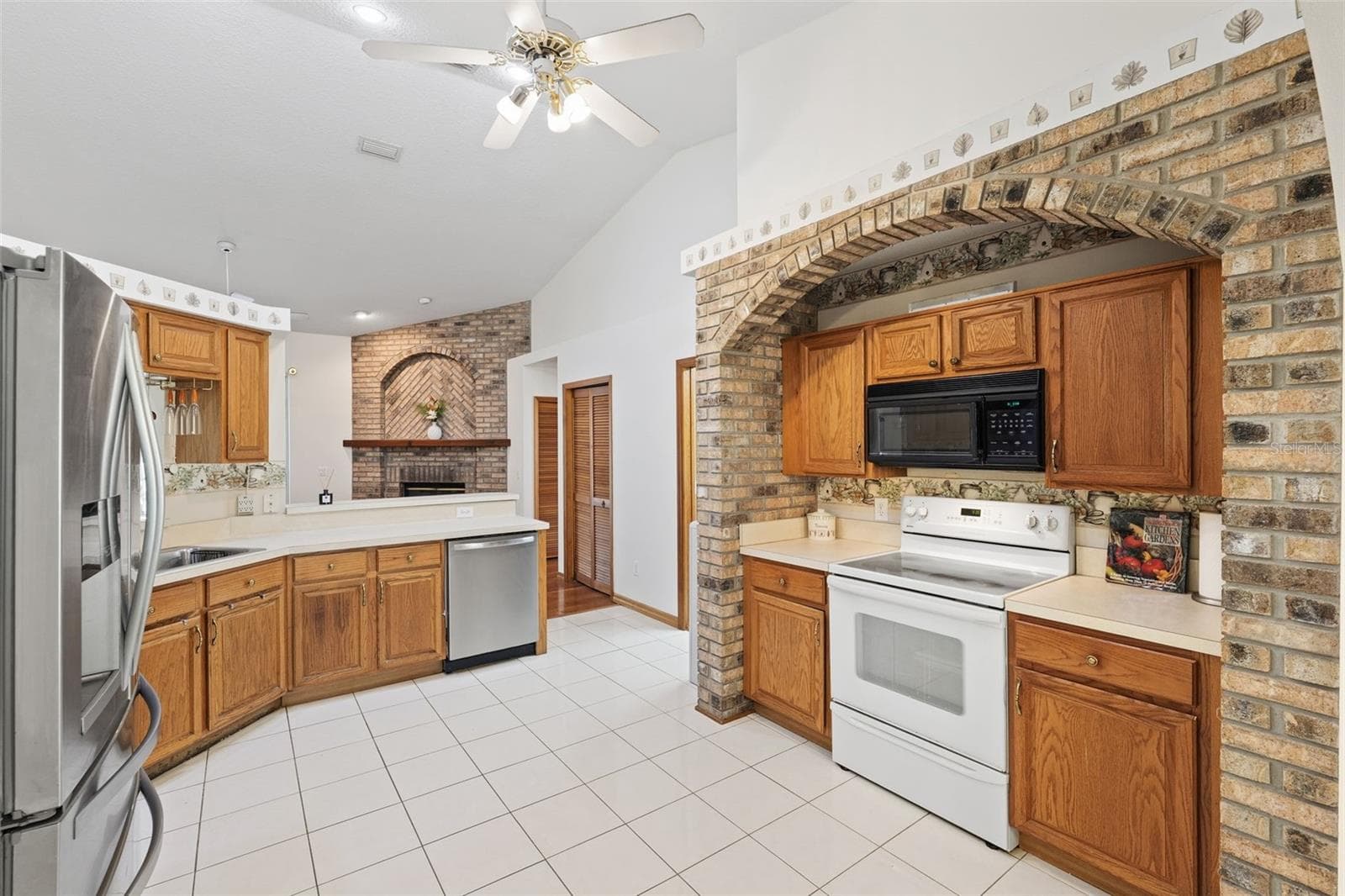 Single Family Residence at 2770 BUCKHORN OAKS DR, VALRICO, photo 10 of 54