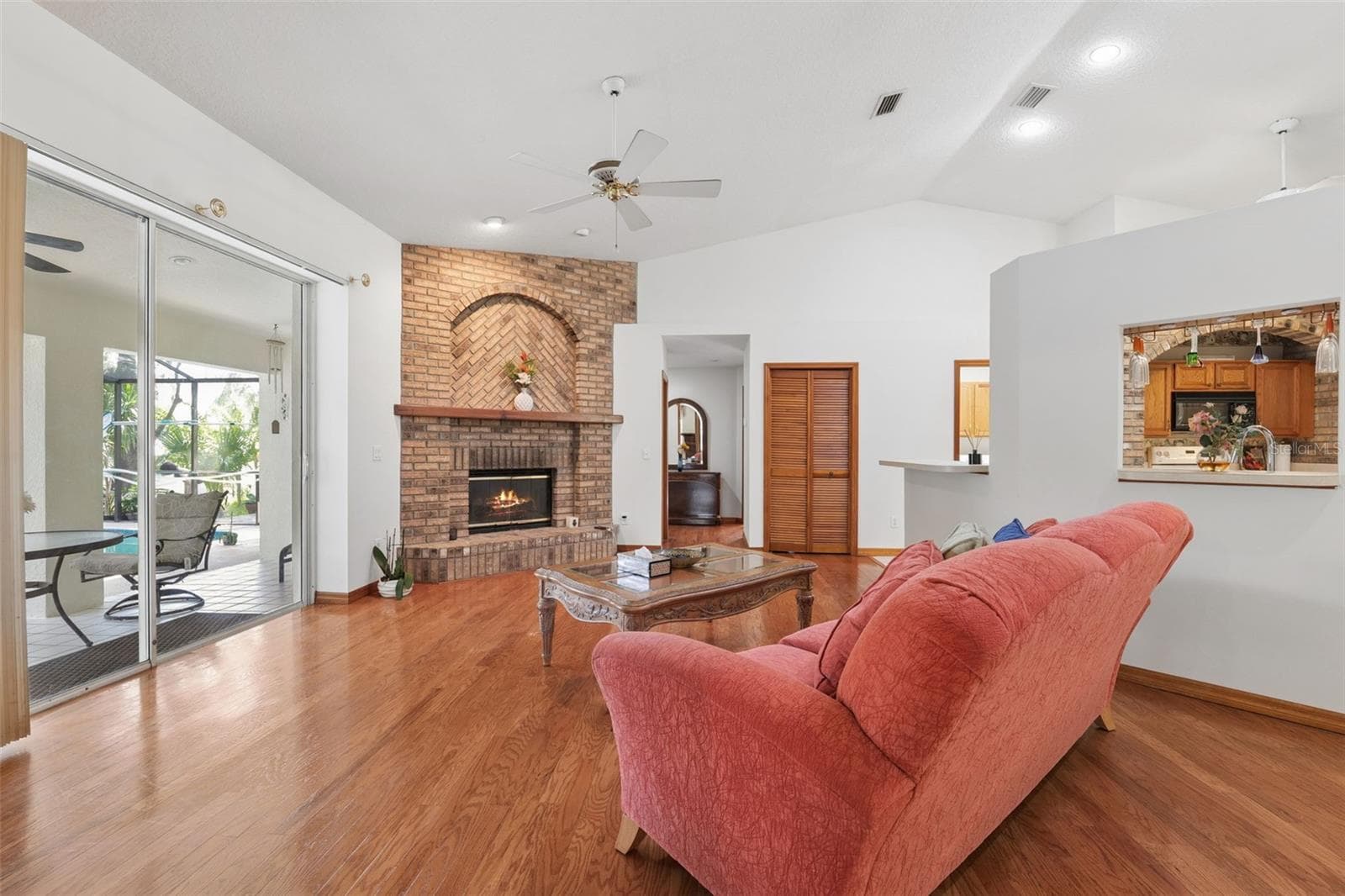 Single Family Residence at 2770 BUCKHORN OAKS DR, VALRICO, photo 19 of 54