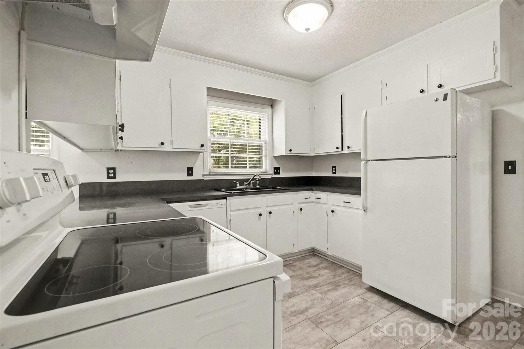 Kitchen - 4221 Bridgewood Lane, Charlotte