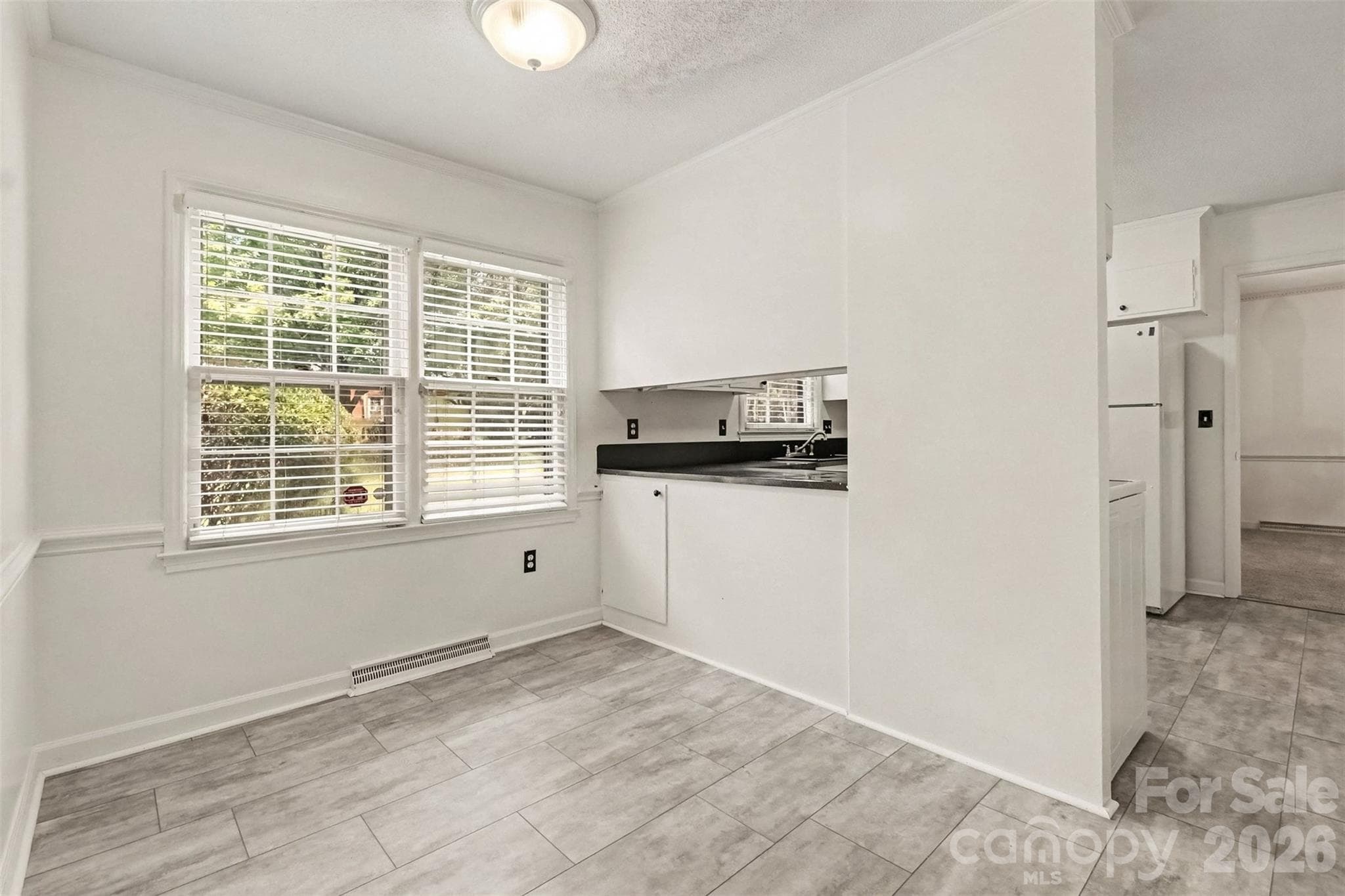 Breakfast Nook - 4221 Bridgewood Lane, Charlotte