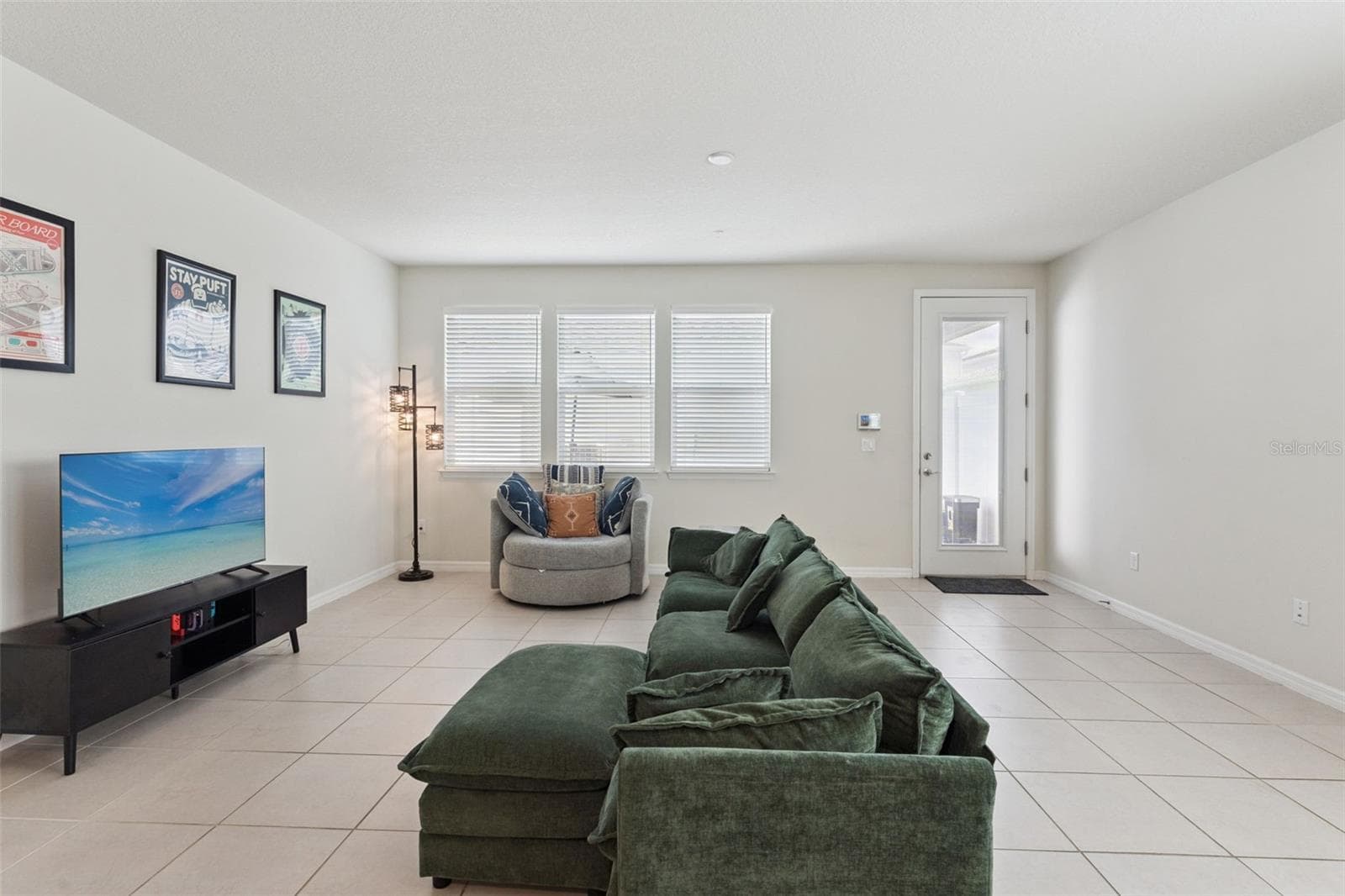 Townhouse at 6926 REVERIE PARK AVE, ORLANDO, photo 3 of 30