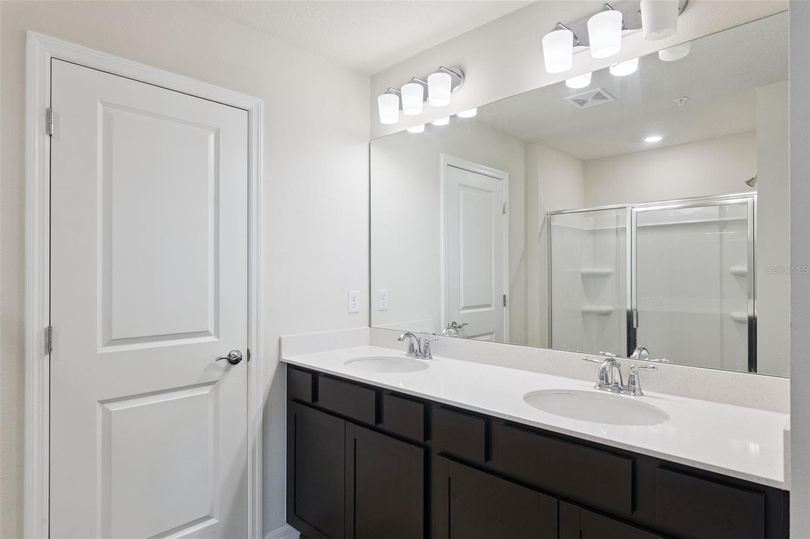 Townhouse at 6926 REVERIE PARK AVE, ORLANDO, photo 14 of 30