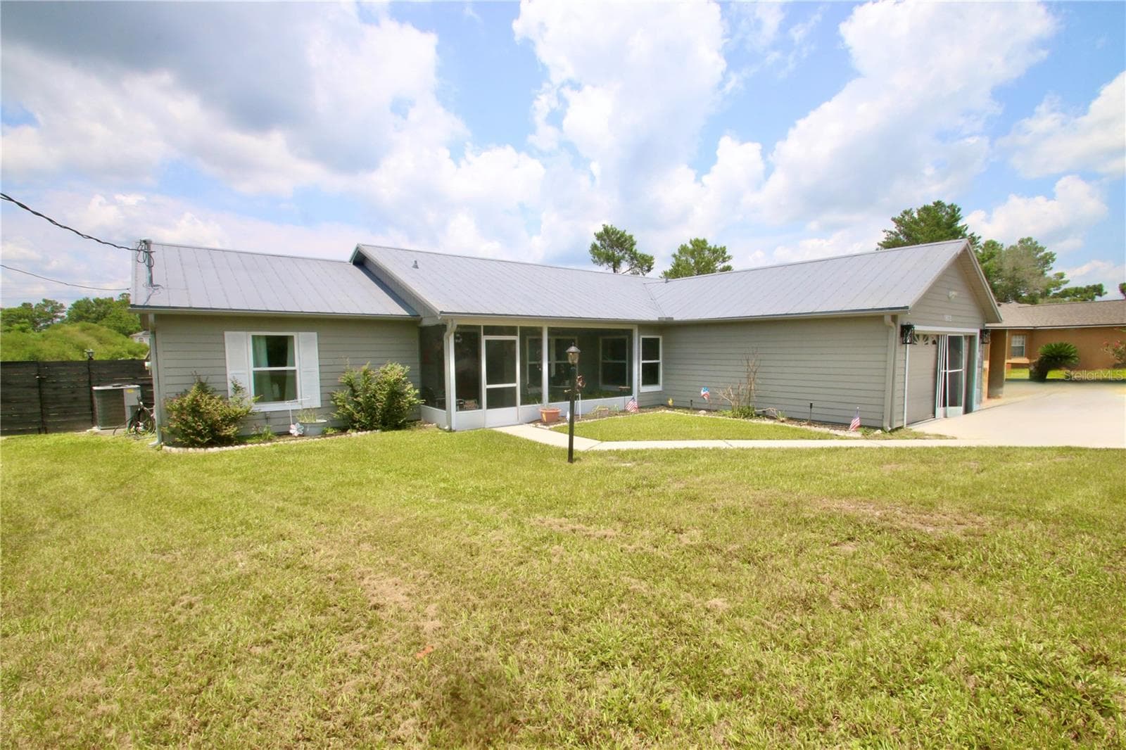Front View 2 - 1812 WHIPPLE DR, DELTONA