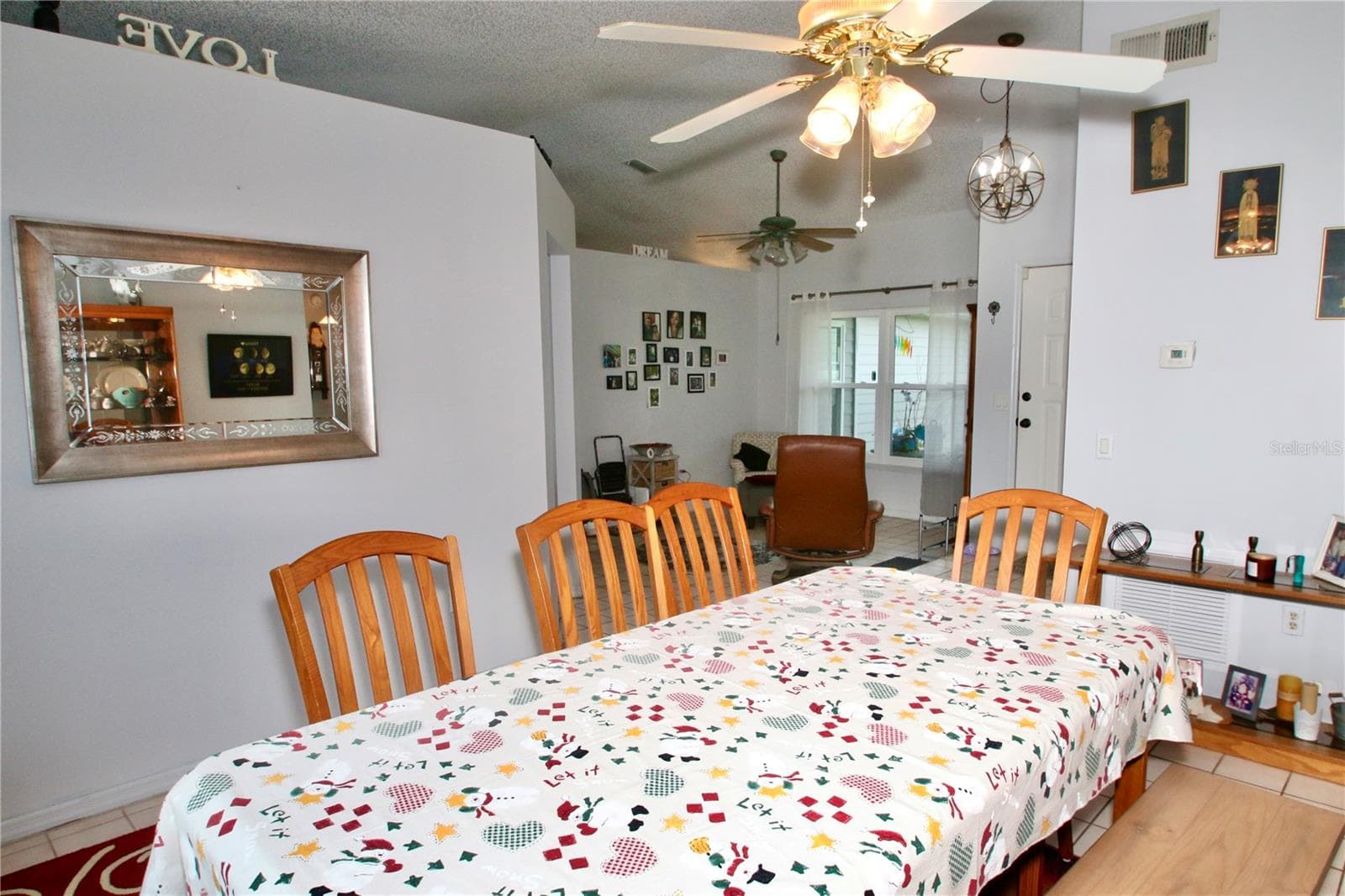 Spacious Dining area - 1812 WHIPPLE DR, DELTONA