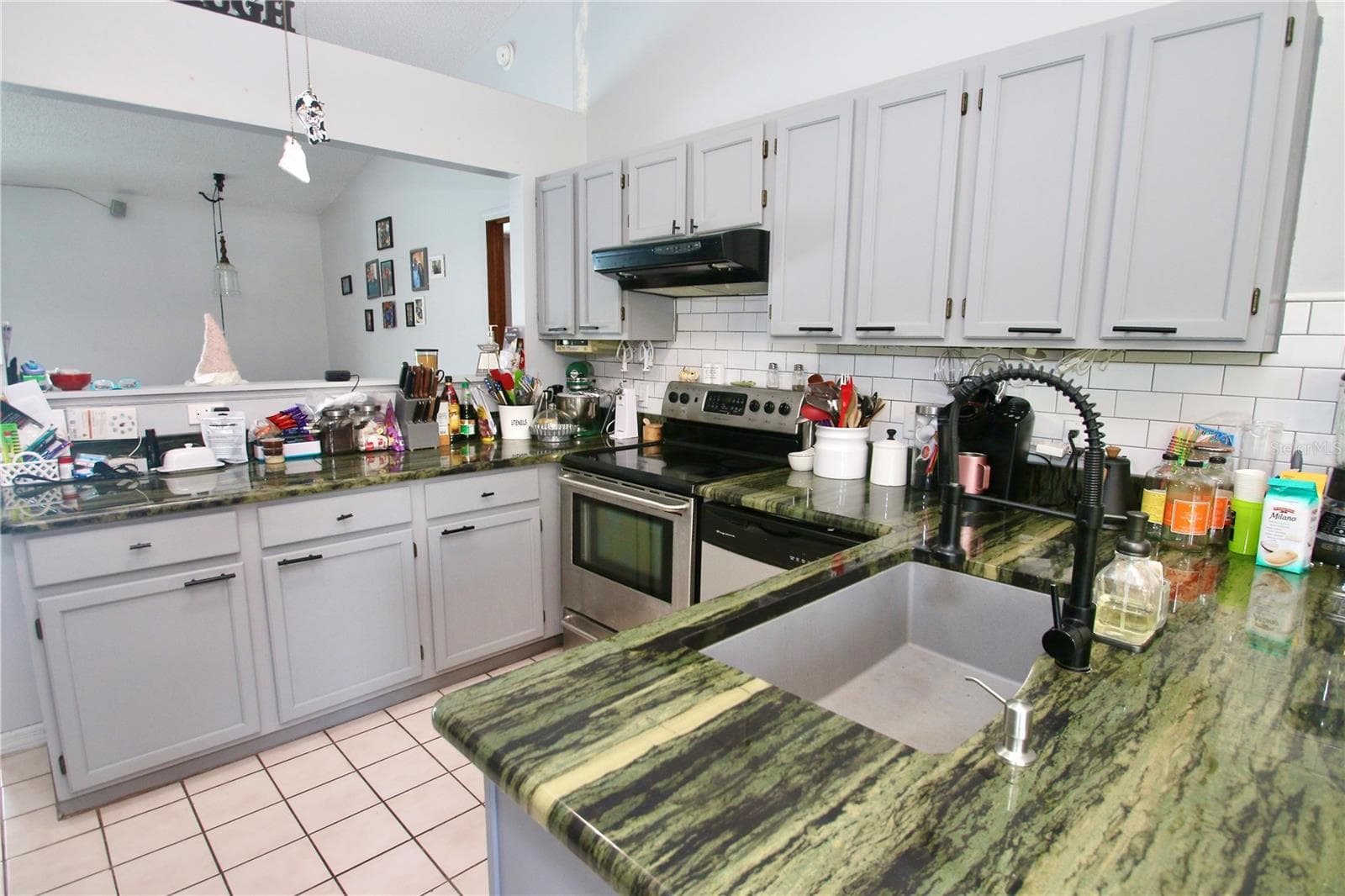 Refreshed kitchen - 1812 WHIPPLE DR, DELTONA