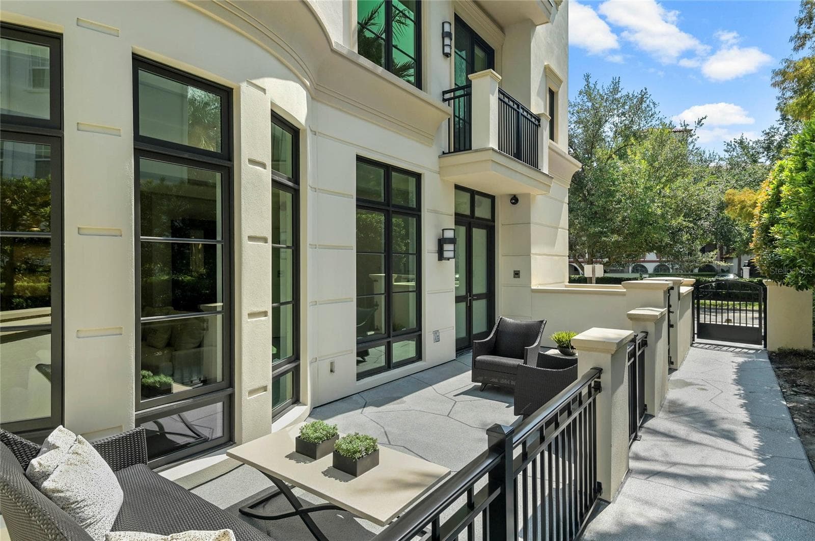 Townhouse at 125 S INTERLACHEN AVE #1, WINTER PARK, photo 13 of 79