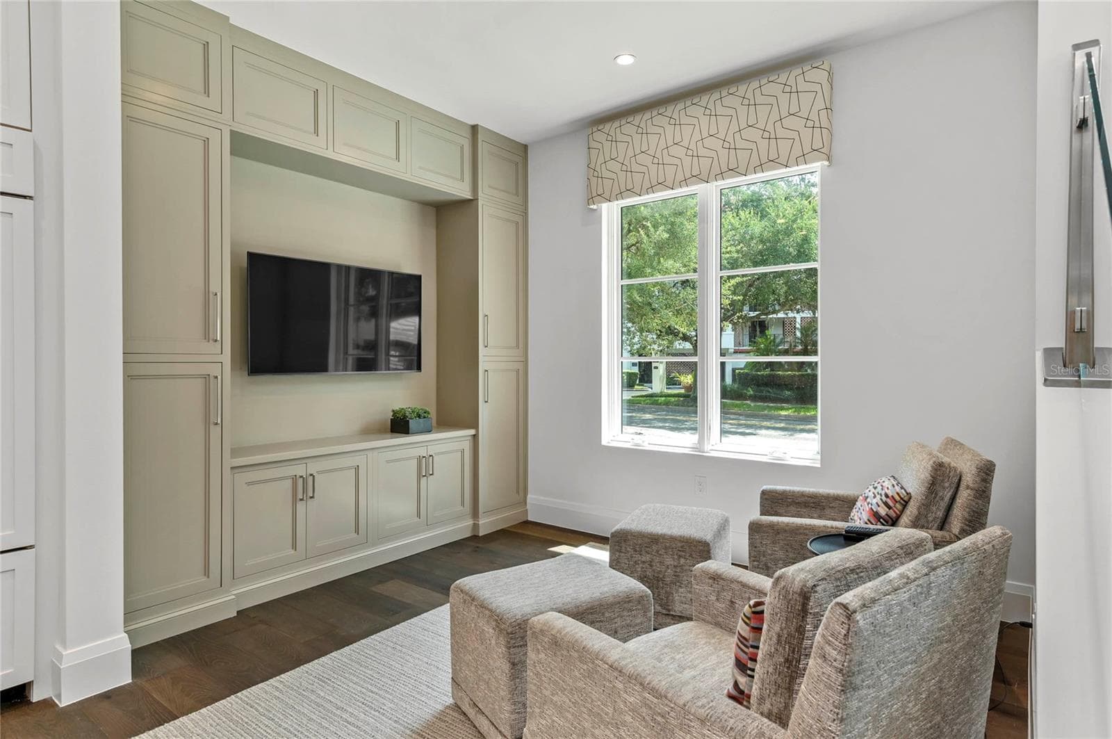 Townhouse at 125 S INTERLACHEN AVE #1, WINTER PARK, photo 34 of 79