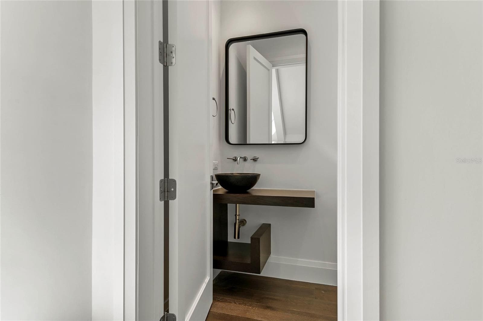 Townhouse at 125 S INTERLACHEN AVE #1, WINTER PARK, photo 36 of 79