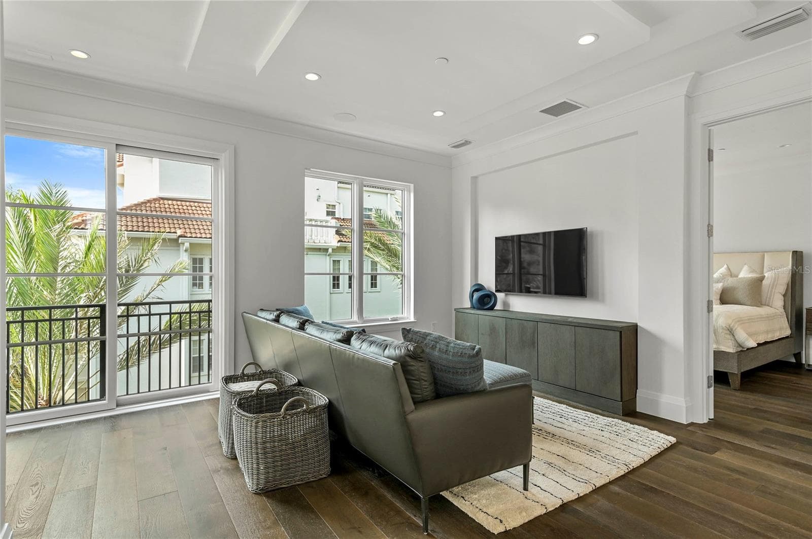 Townhouse at 125 S INTERLACHEN AVE #1, WINTER PARK, photo 52 of 79