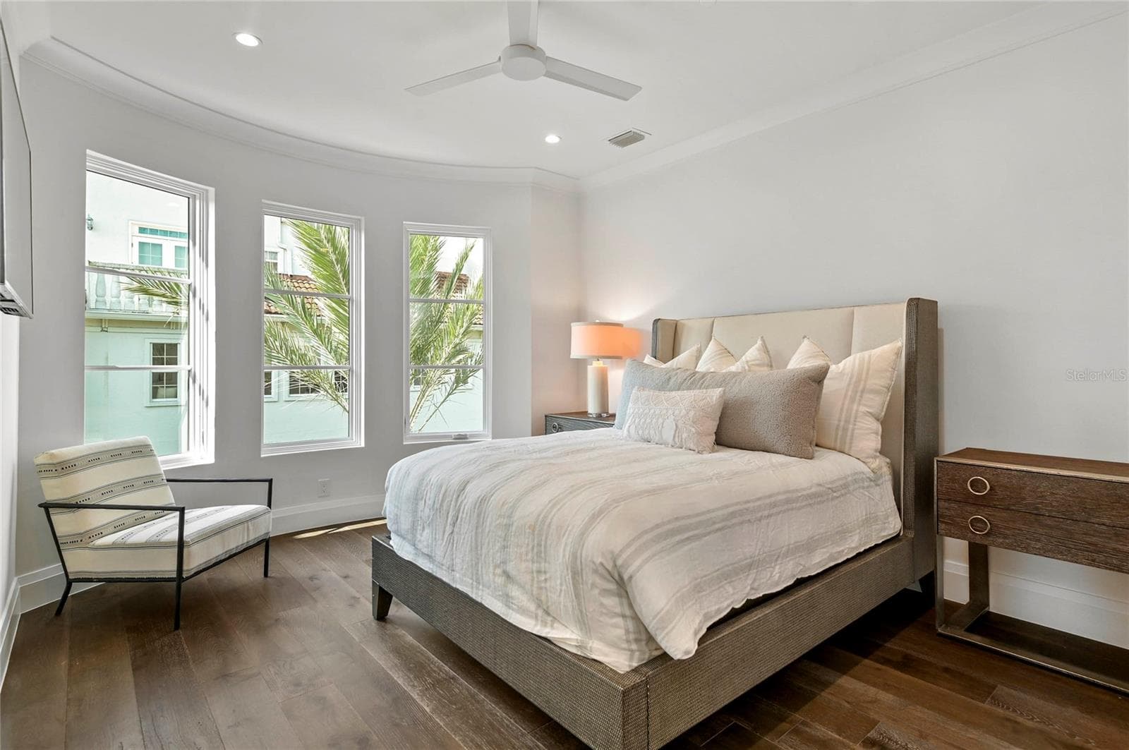Townhouse at 125 S INTERLACHEN AVE #1, WINTER PARK, photo 55 of 79