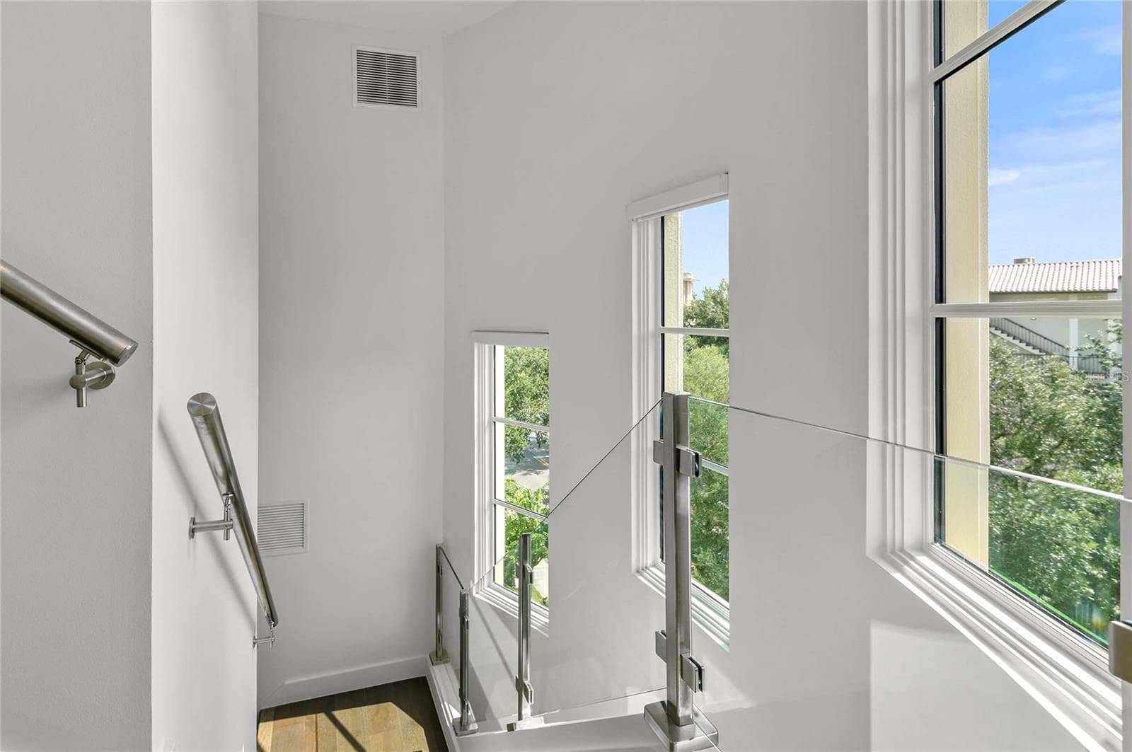 Townhouse at 125 S INTERLACHEN AVE #1, WINTER PARK, photo 64 of 79