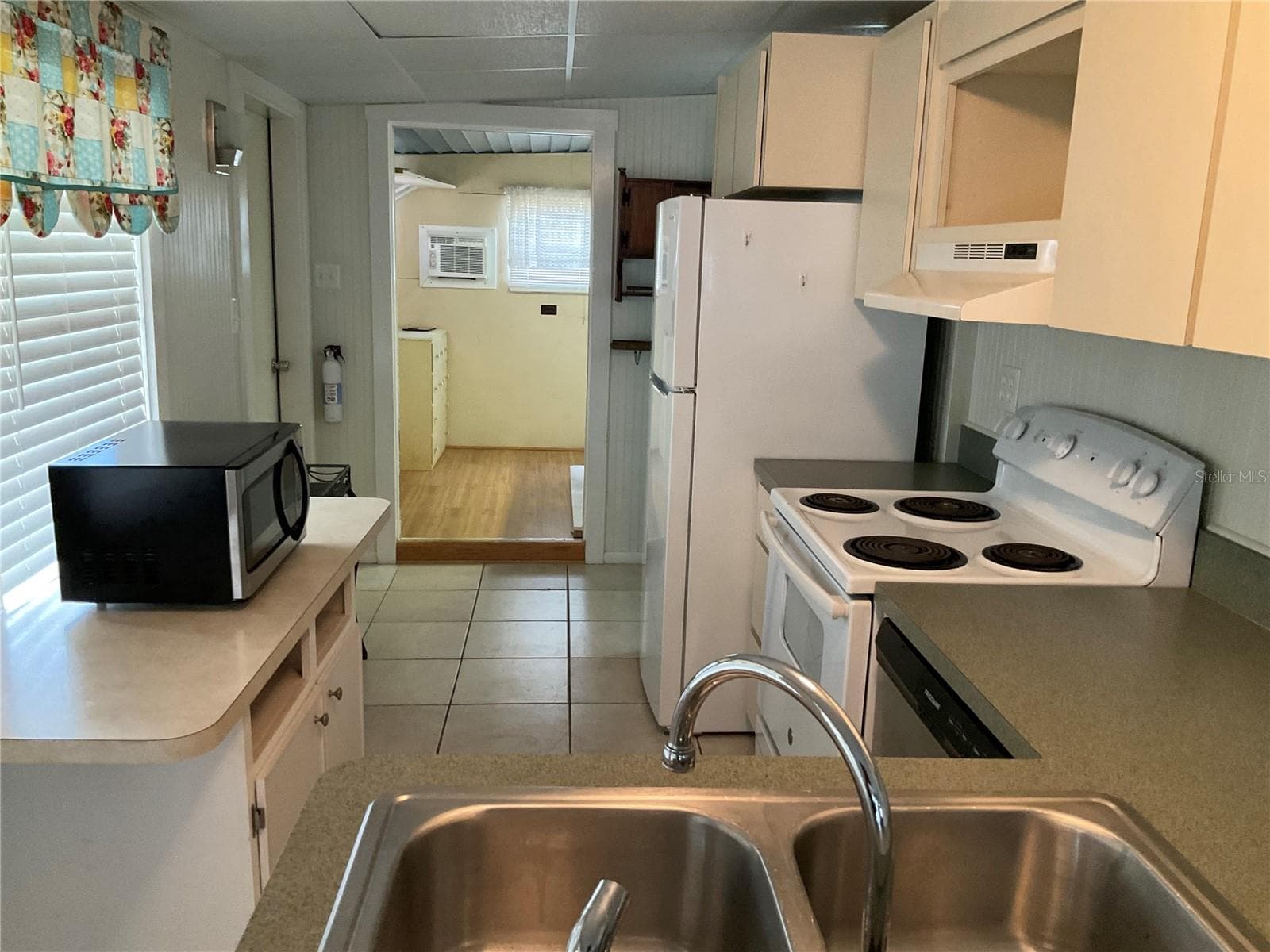 Manufactured Home at 71 BULL BAY LN #71, ENGLEWOOD, photo 19 of 30