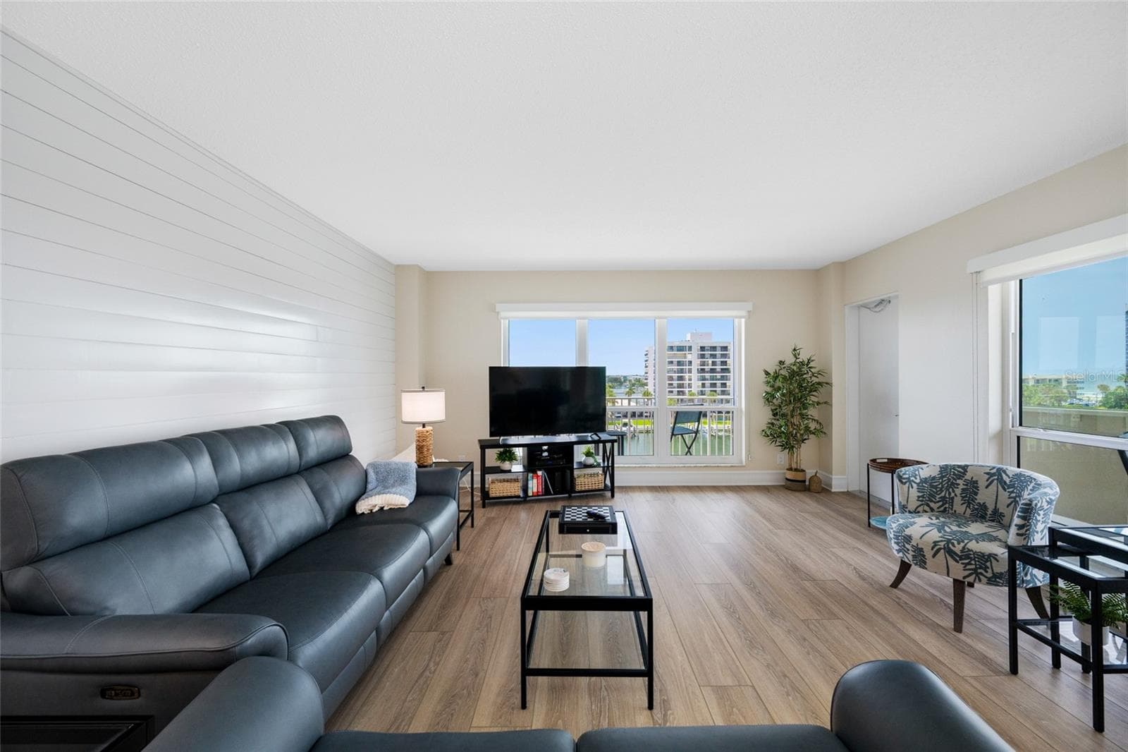 Condominium at 1621 GULF BLVD #501, CLEARWATER BEACH, photo 32 of 84