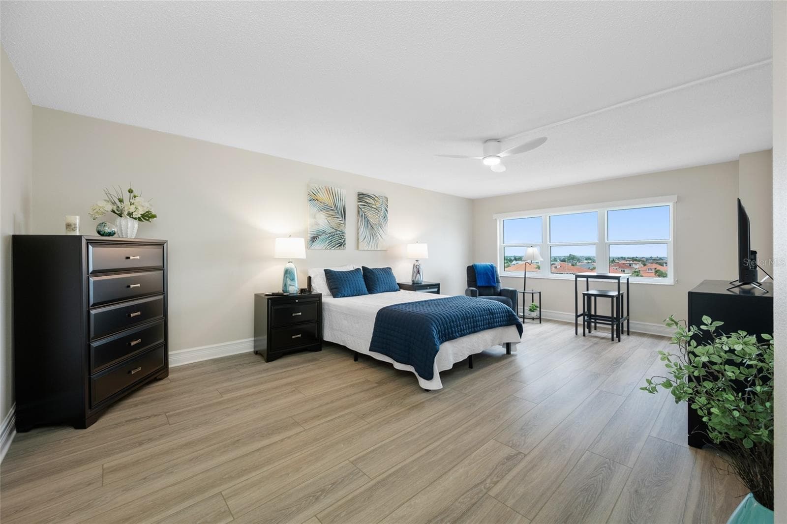 Condominium at 1621 GULF BLVD #501, CLEARWATER BEACH, photo 33 of 84