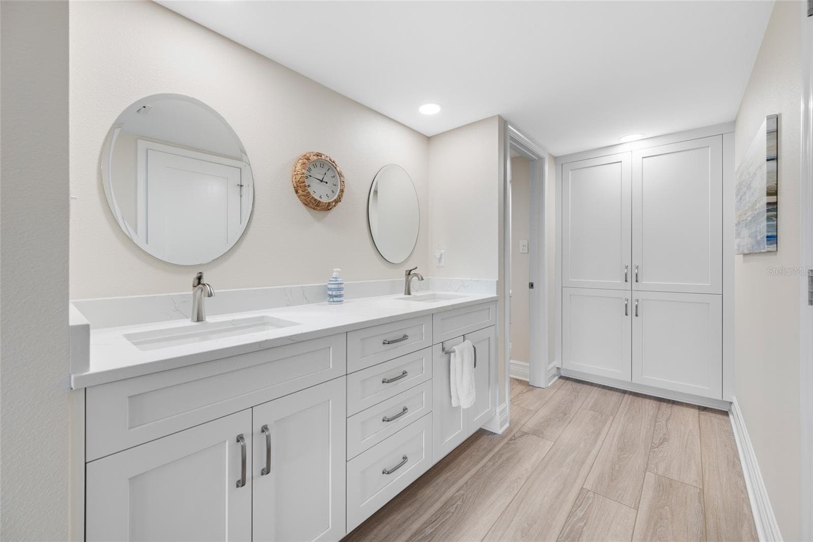 Condominium at 1621 GULF BLVD #501, CLEARWATER BEACH, photo 39 of 84