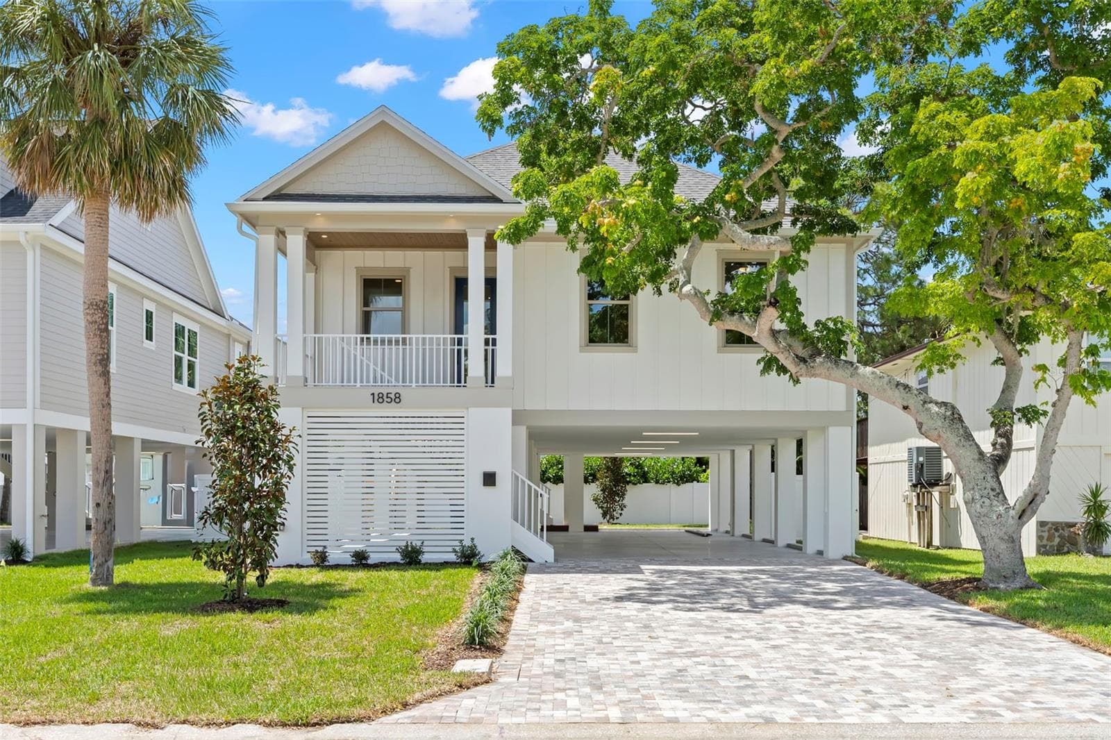 Single Family Residence at 1858 MISSISSIPPI AVE NE, ST PETERSBURG, photo 2 of 51