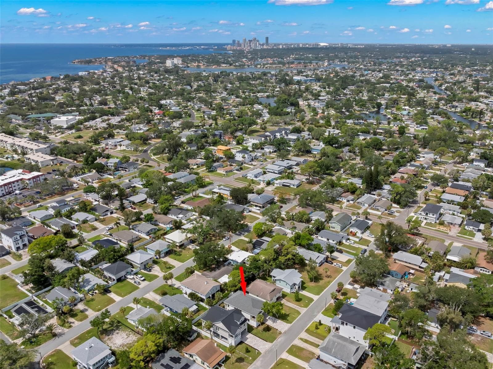 Single Family Residence at 1858 MISSISSIPPI AVE NE, ST PETERSBURG, photo 48 of 51