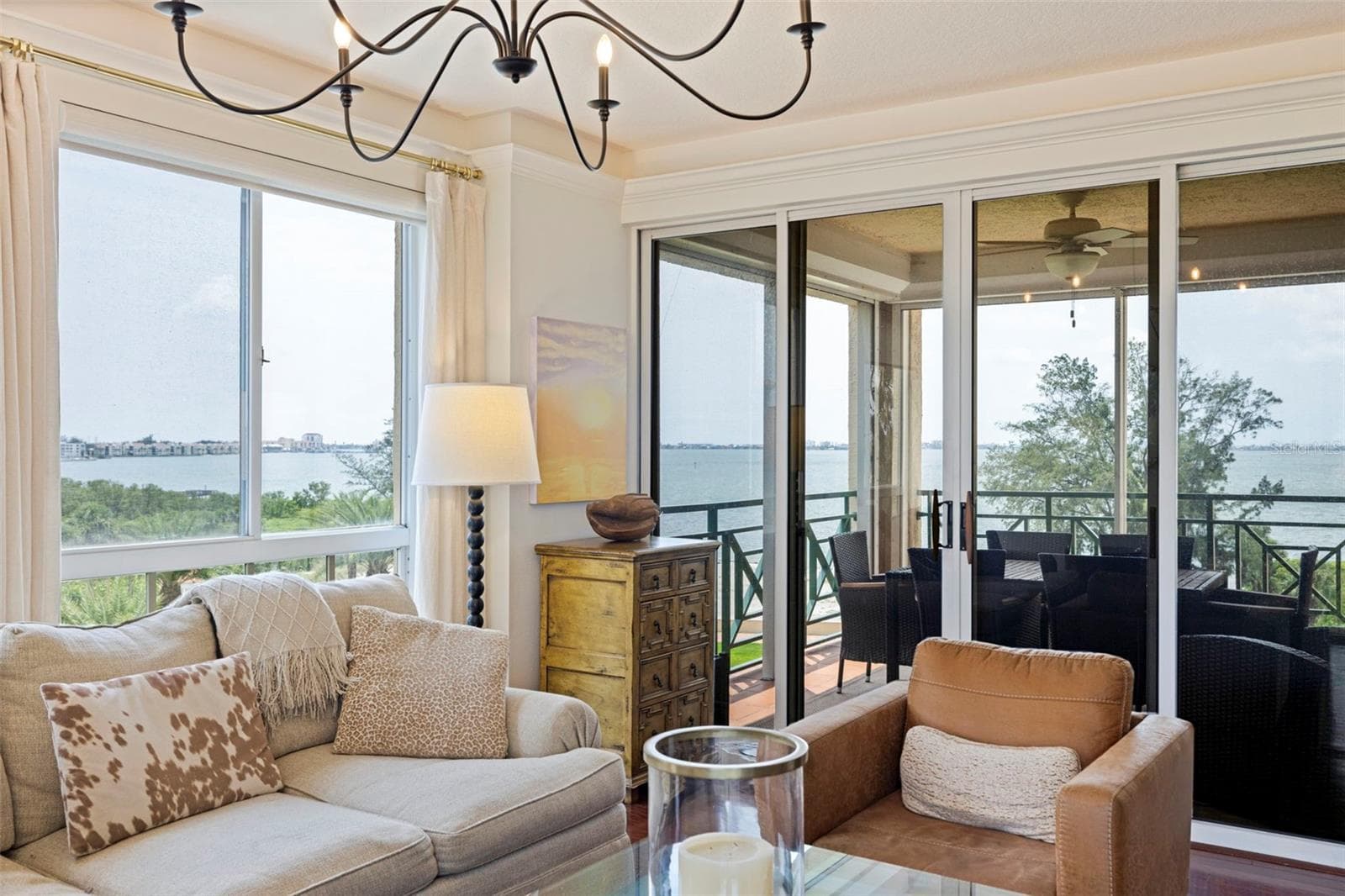 Condominium at 4737 DOLPHIN CAY LN S #401, ST PETERSBURG, photo 18 of 50