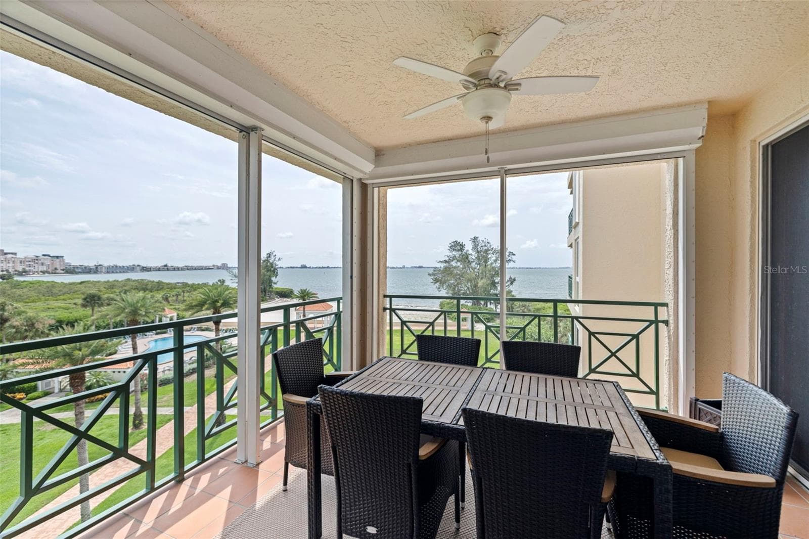 Balcony - 4737 DOLPHIN CAY LN S #401, ST PETERSBURG