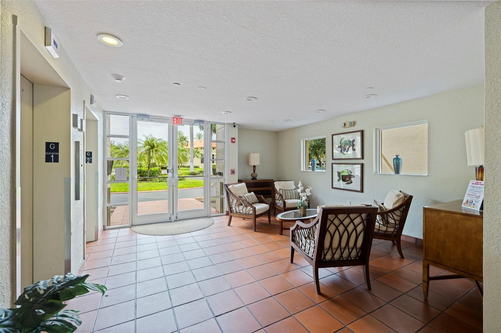 Lobby/Elevator - 4737 DOLPHIN CAY LN S #401, ST PETERSBURG