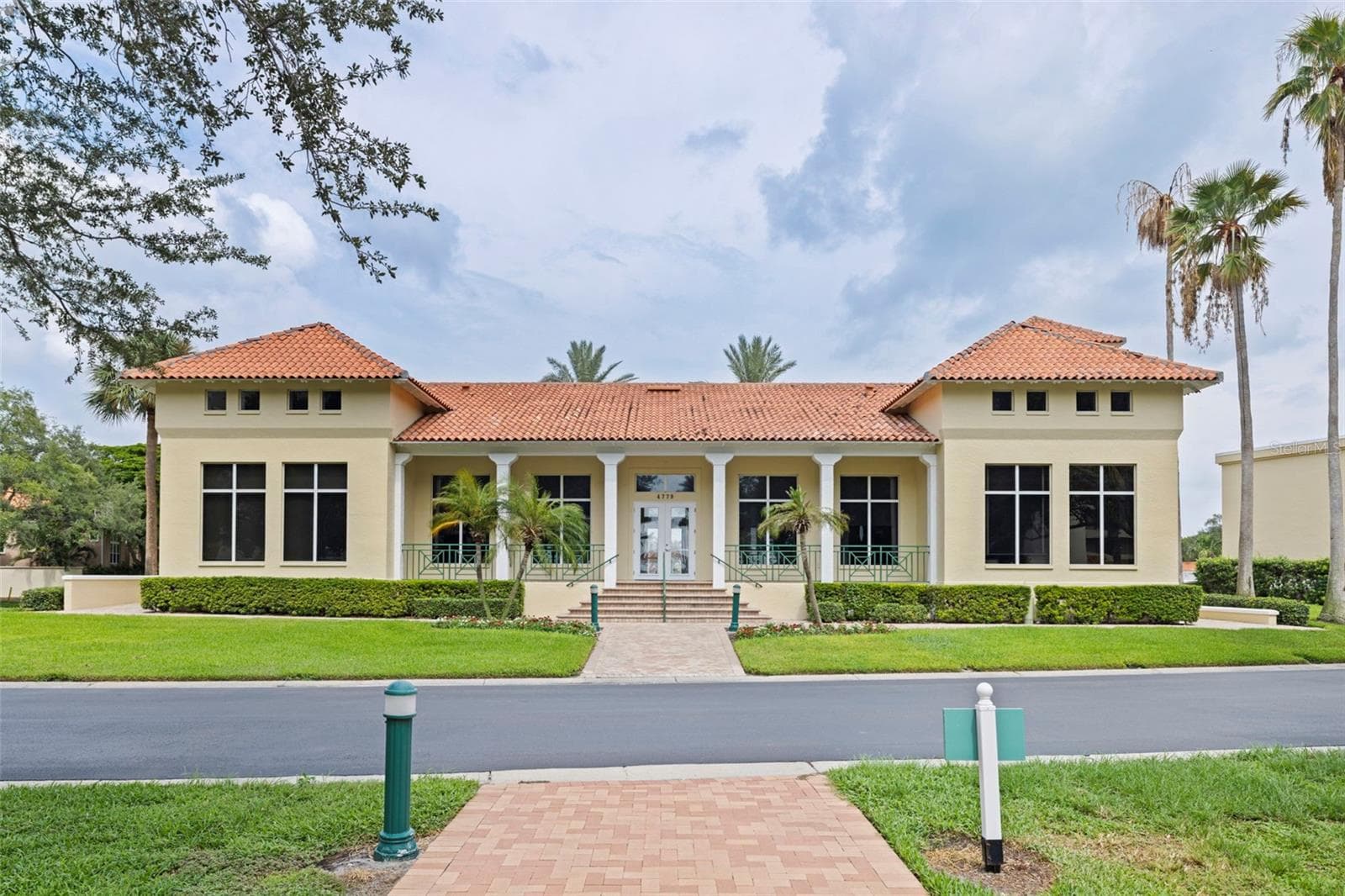 Condominium at 4737 DOLPHIN CAY LN S #401, ST PETERSBURG, photo 41 of 50