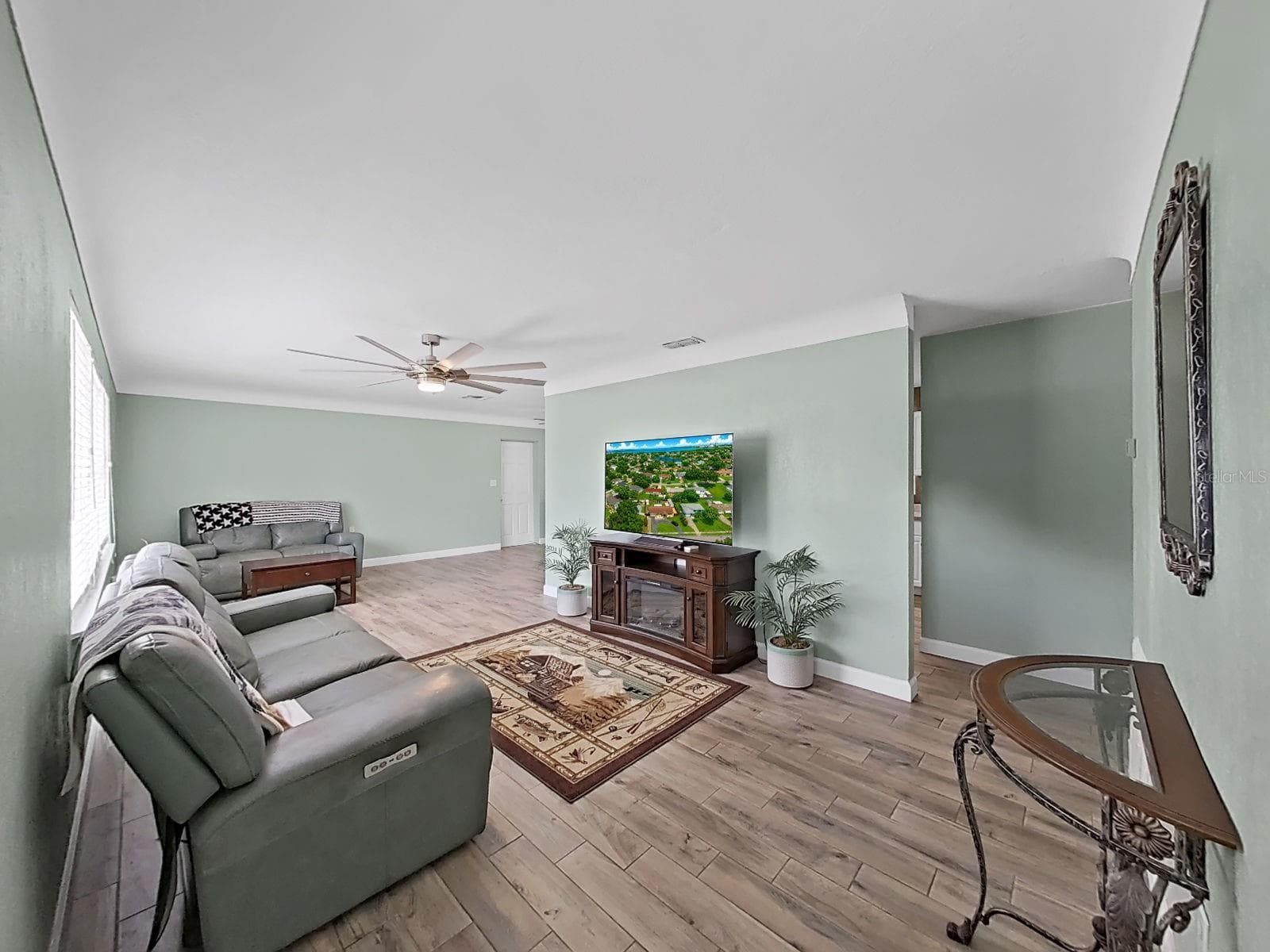 Single Family Residence at 5931 49TH AVE N, ST PETERSBURG, photo 5 of 46