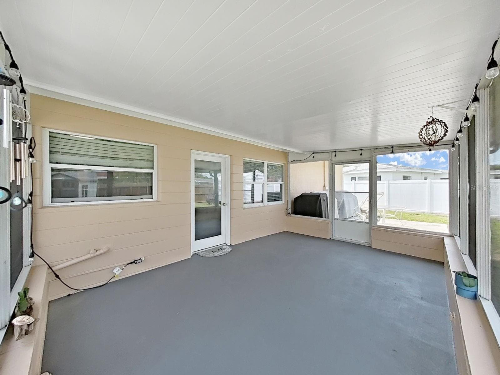 Single Family Residence at 5931 49TH AVE N, ST PETERSBURG, photo 32 of 46
