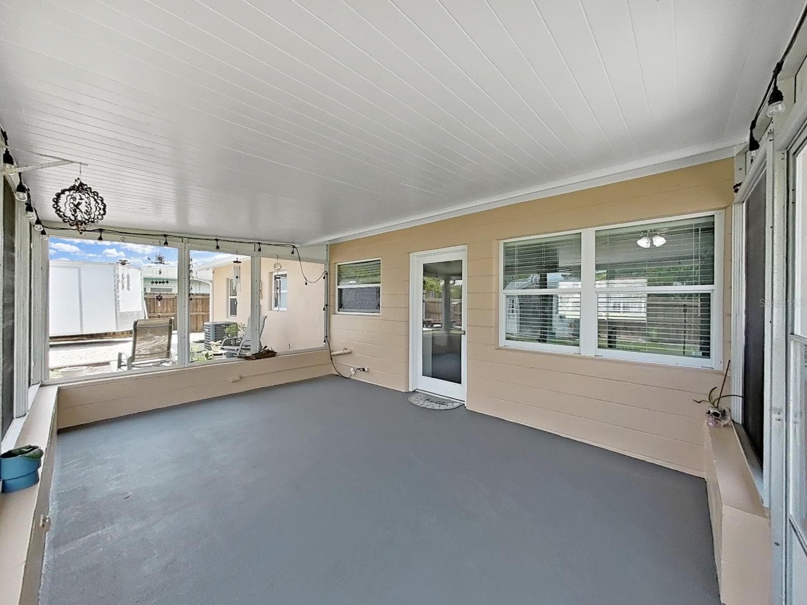 Single Family Residence at 5931 49TH AVE N, ST PETERSBURG, photo 33 of 46
