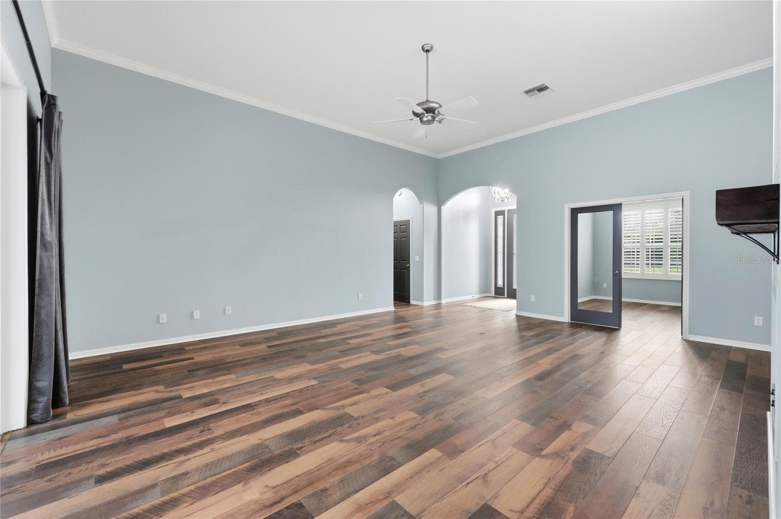 Gorgeous Pergo Flooring - 4040 PALMA CEIA CIR, WINTER HAVEN