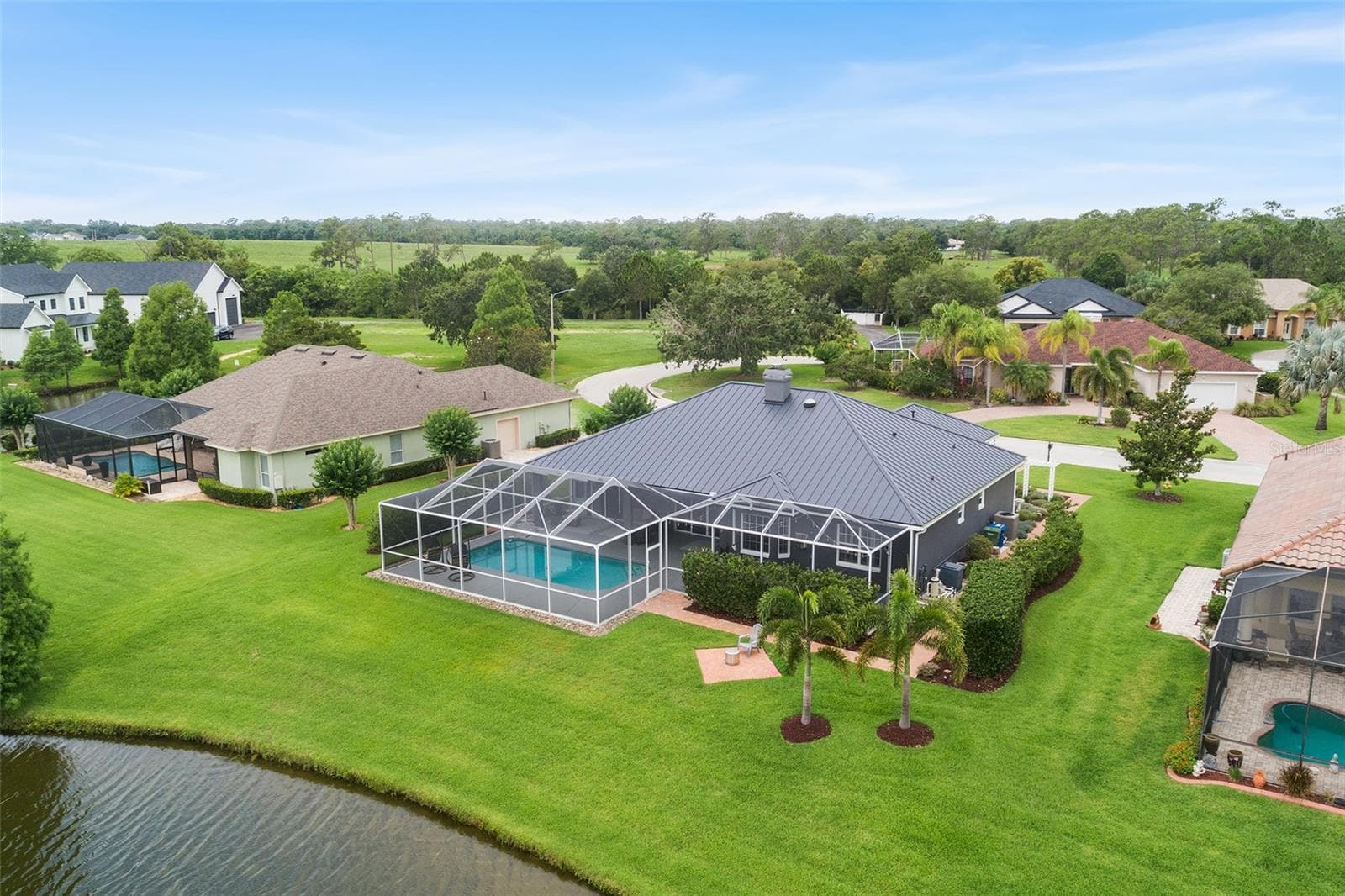Immaculate Backyard - 4040 PALMA CEIA CIR, WINTER HAVEN