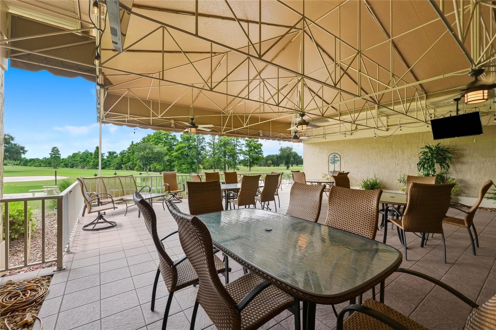 Outdoor Restaurant Dining - 4040 PALMA CEIA CIR, WINTER HAVEN