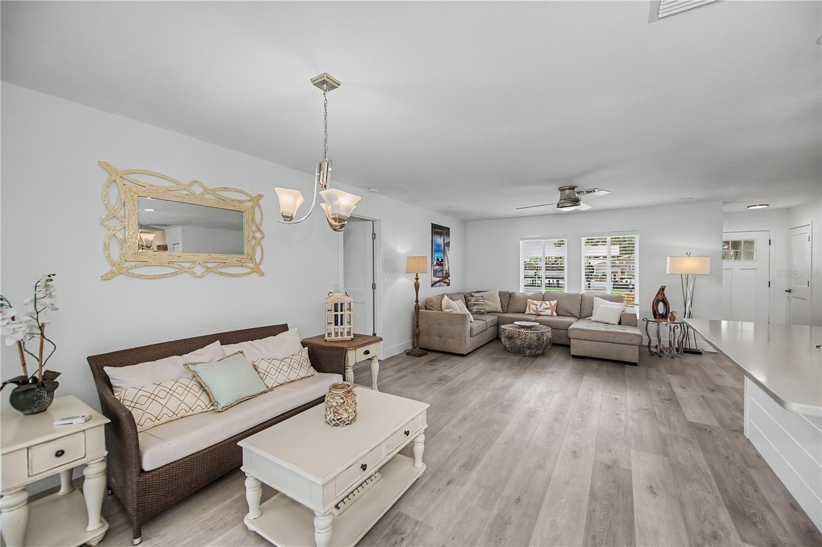 Living room - 8152 SEASHELL ST, ENGLEWOOD