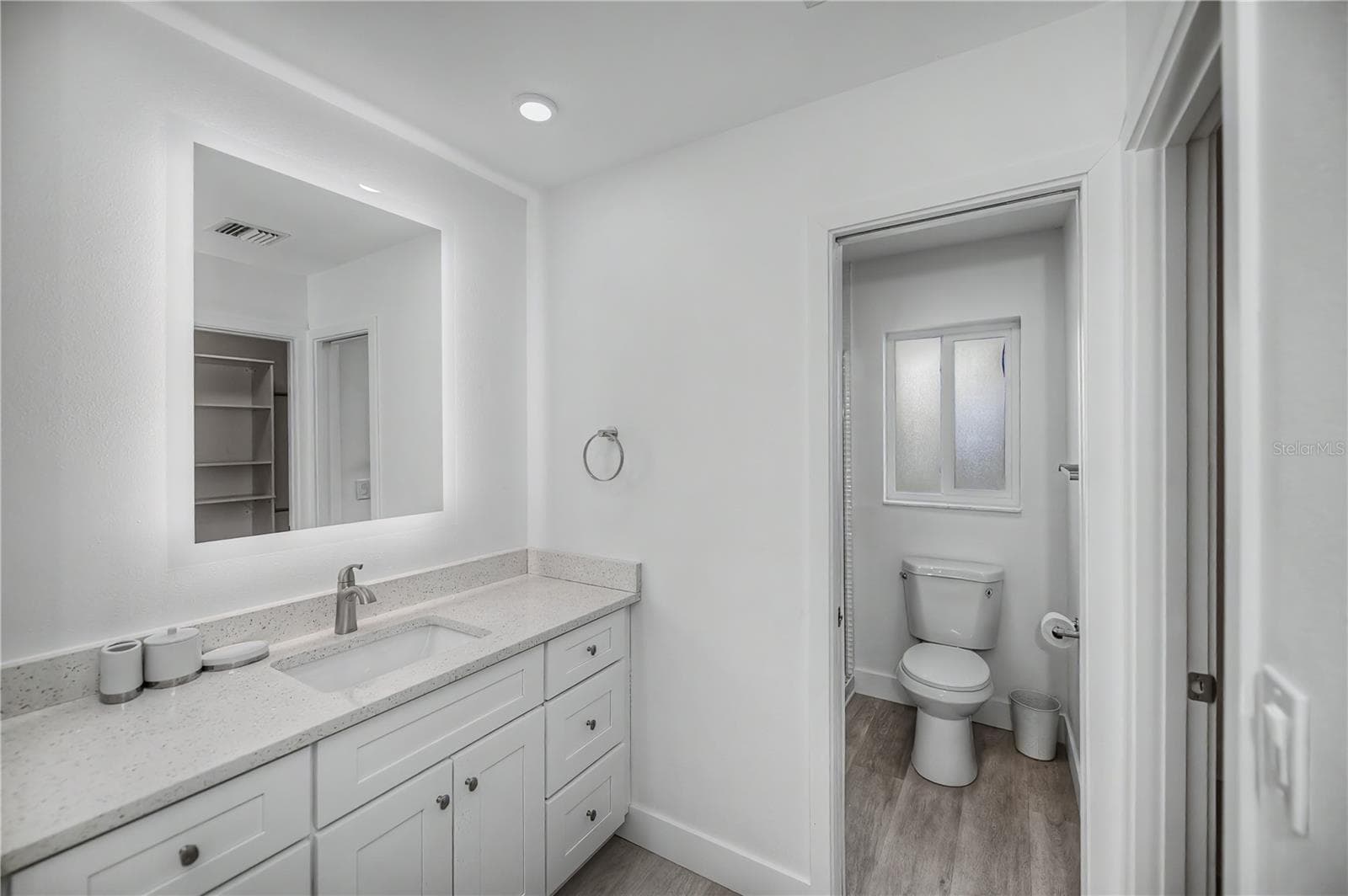 En-suite bathroom - 8152 SEASHELL ST, ENGLEWOOD