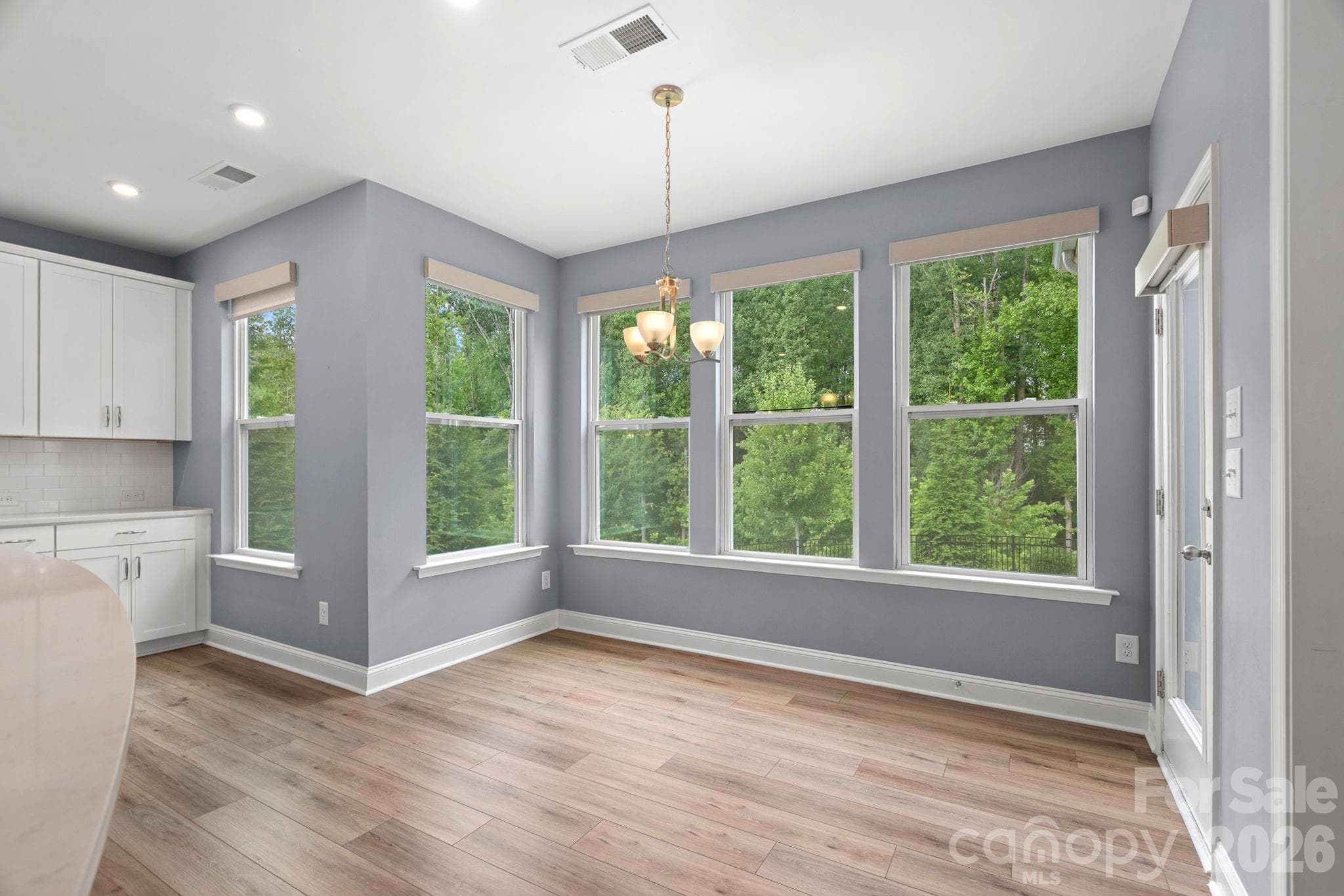Single Family Residence at 6608 Jepson Court, Charlotte, photo 10 of 36