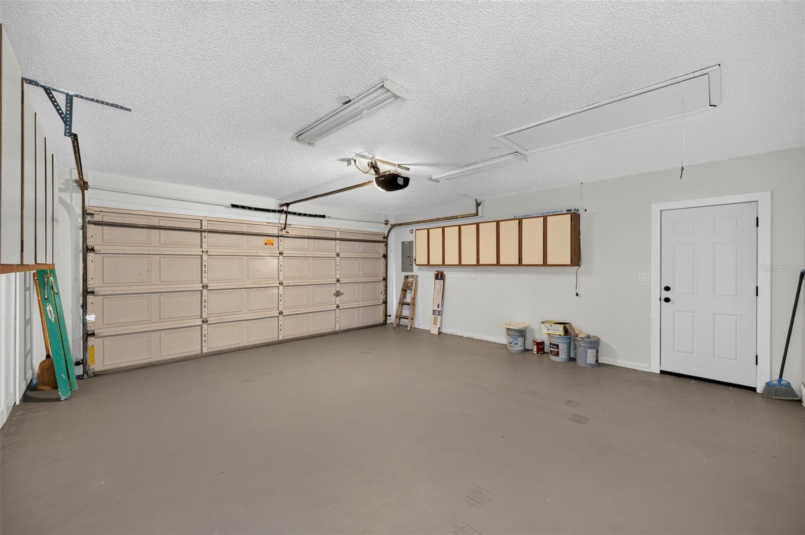 Single Family Residence at 647 BONNIE BLVD, PALM HARBOR, photo 37 of 45