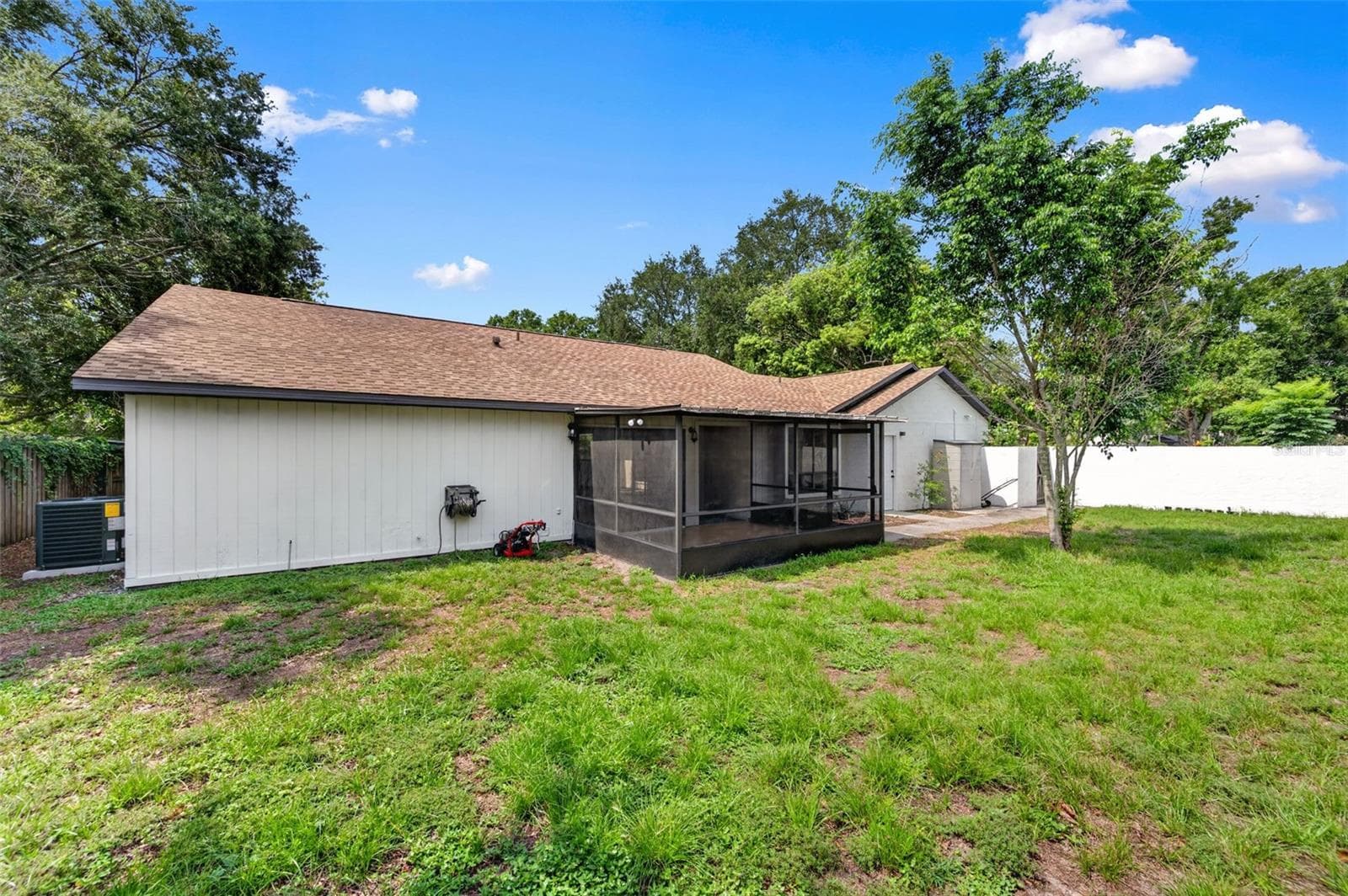 Single Family Residence at 647 BONNIE BLVD, PALM HARBOR, photo 42 of 45