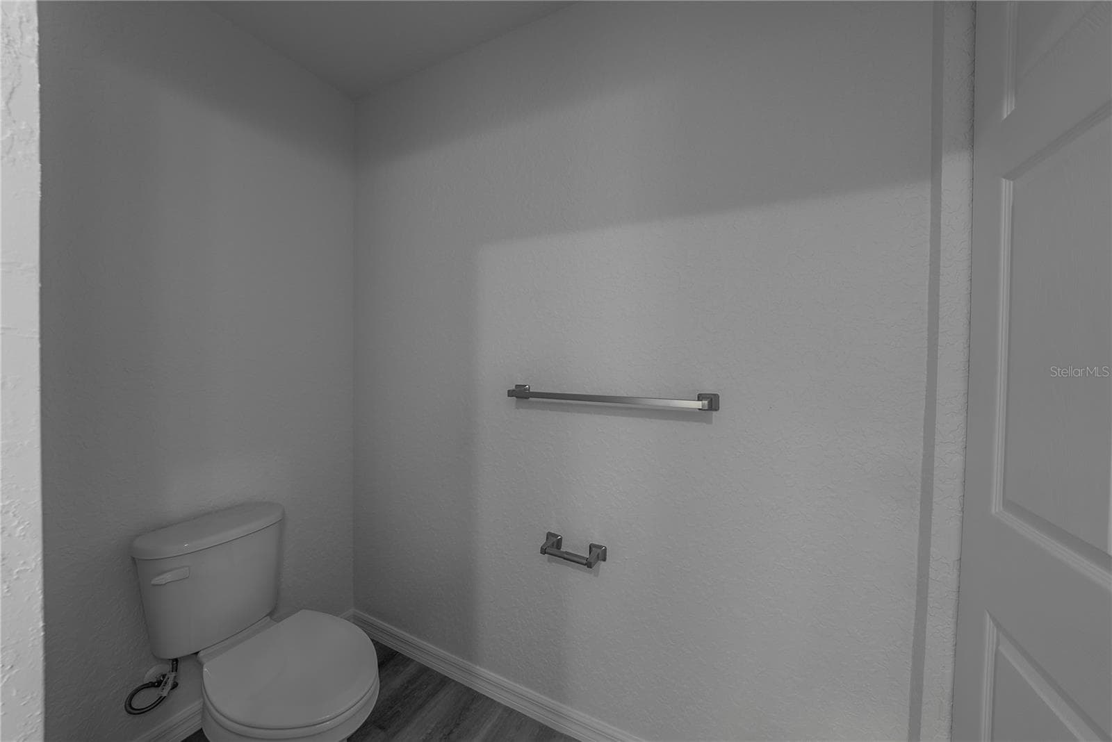 WATER CLOSET - 11 MALAUKA PASS, OCKLAWAHA