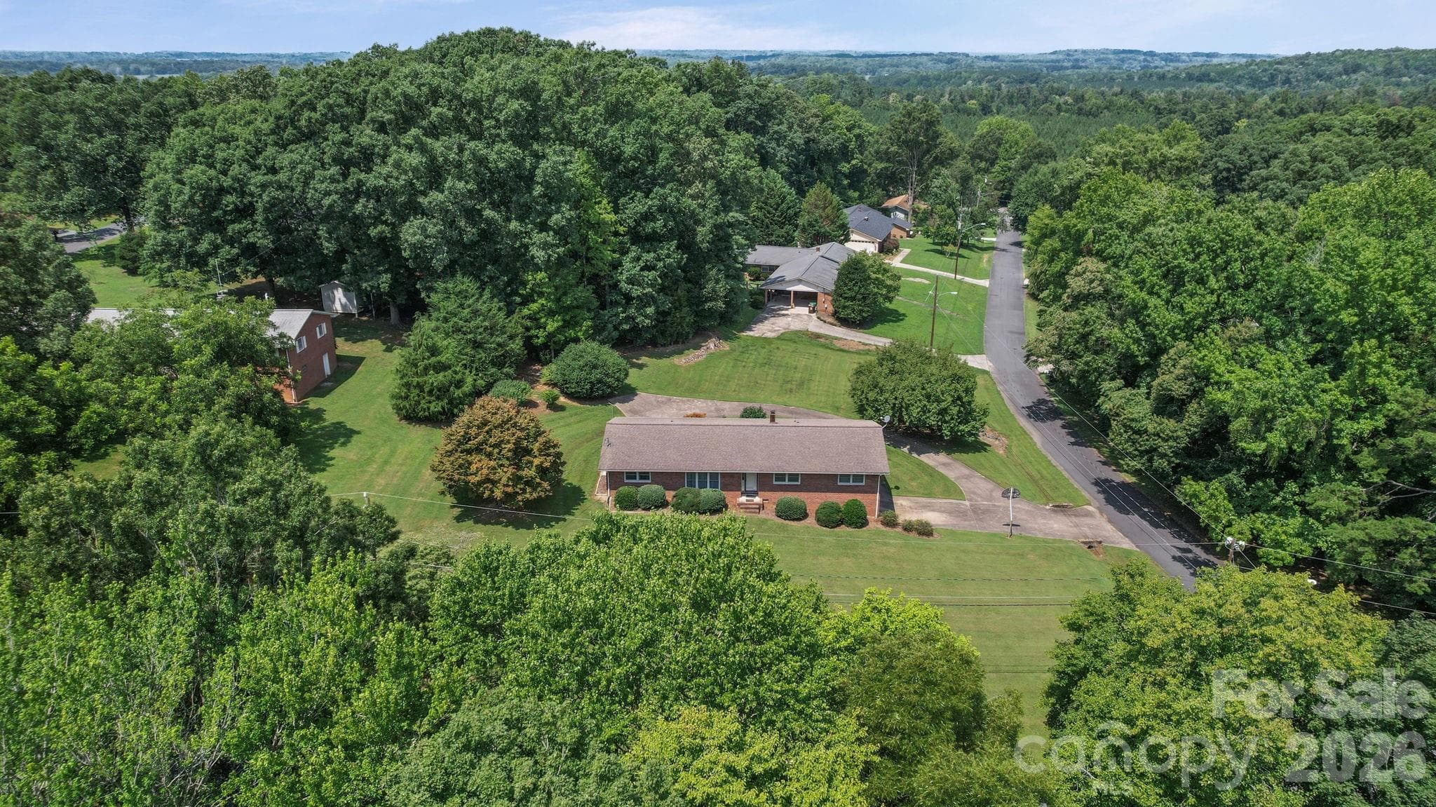 Single Family Residence at 1008 Longview Drive, New London, photo 35 of 37
