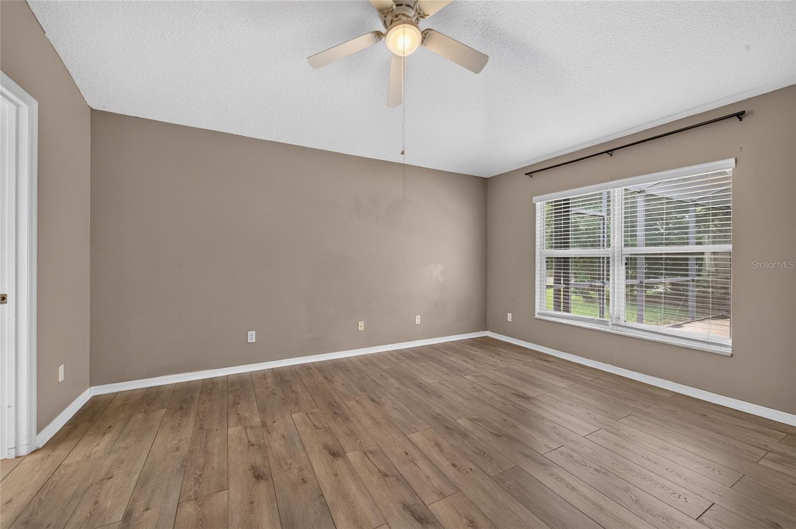 Single Family Residence at 8 BLACK WATER WAY, ORMOND BEACH, photo 13 of 25