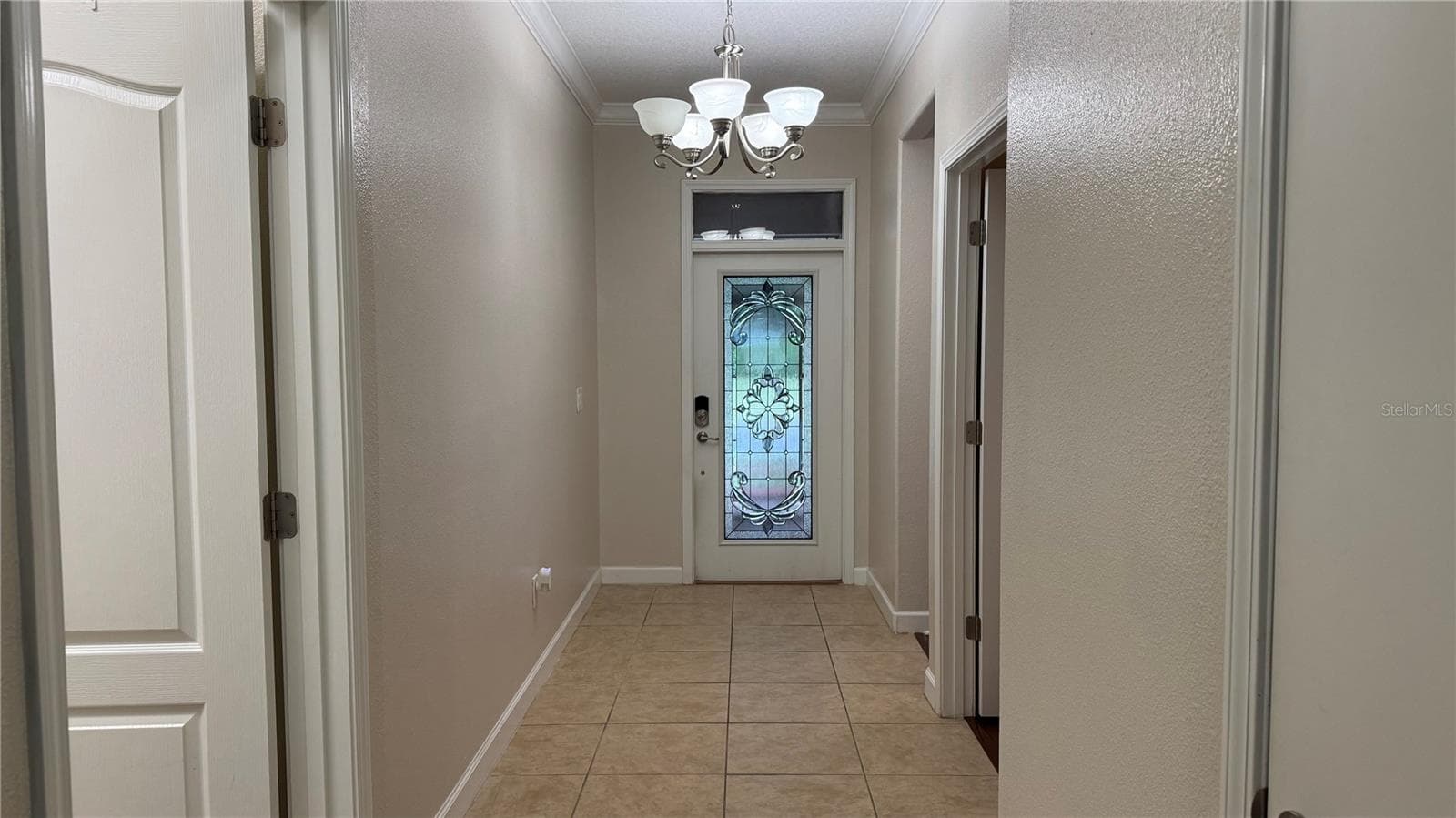 FOYER WITHOUT FURNITURE - 4056 SERENA LN, CLERMONT