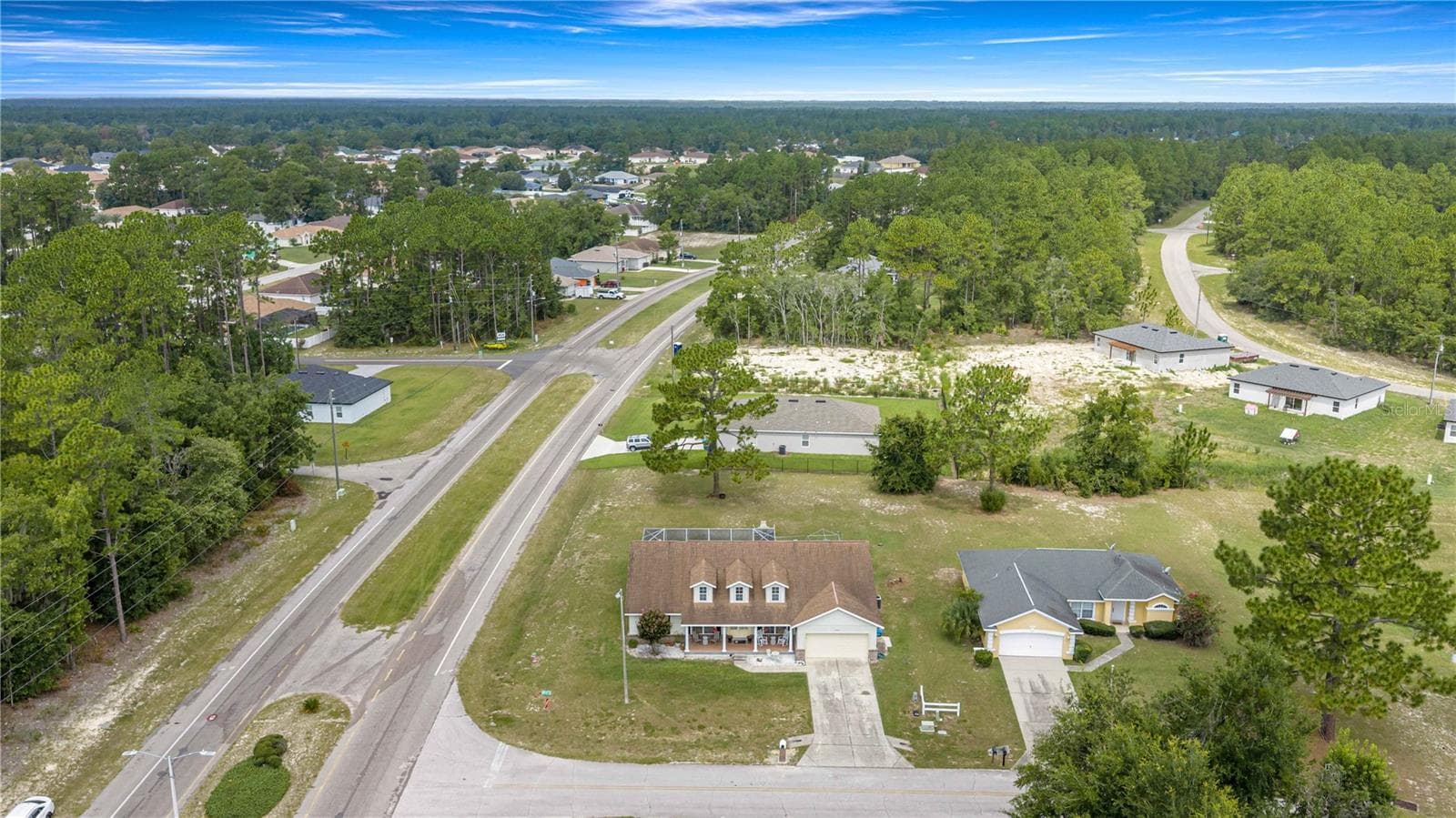Single Family Residence at 8061 SW 134TH LOOP, OCALA, photo 6 of 39