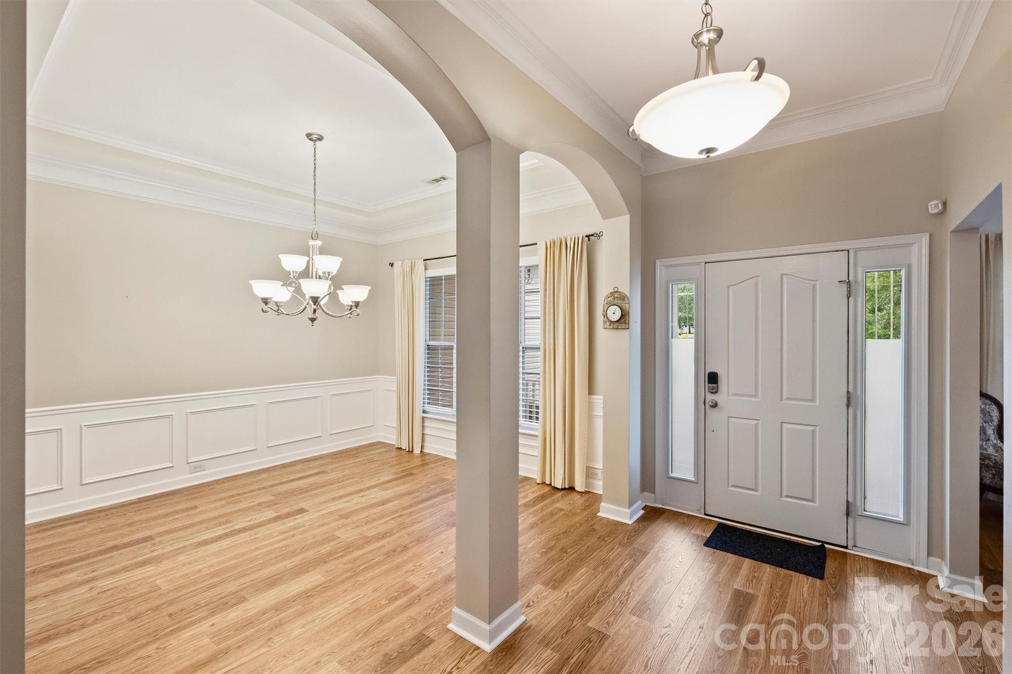 Single Family Residence at 713 Trailhead Lane, Fort Mill, photo 4 of 48
